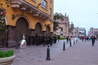 peru police: peru travel tips