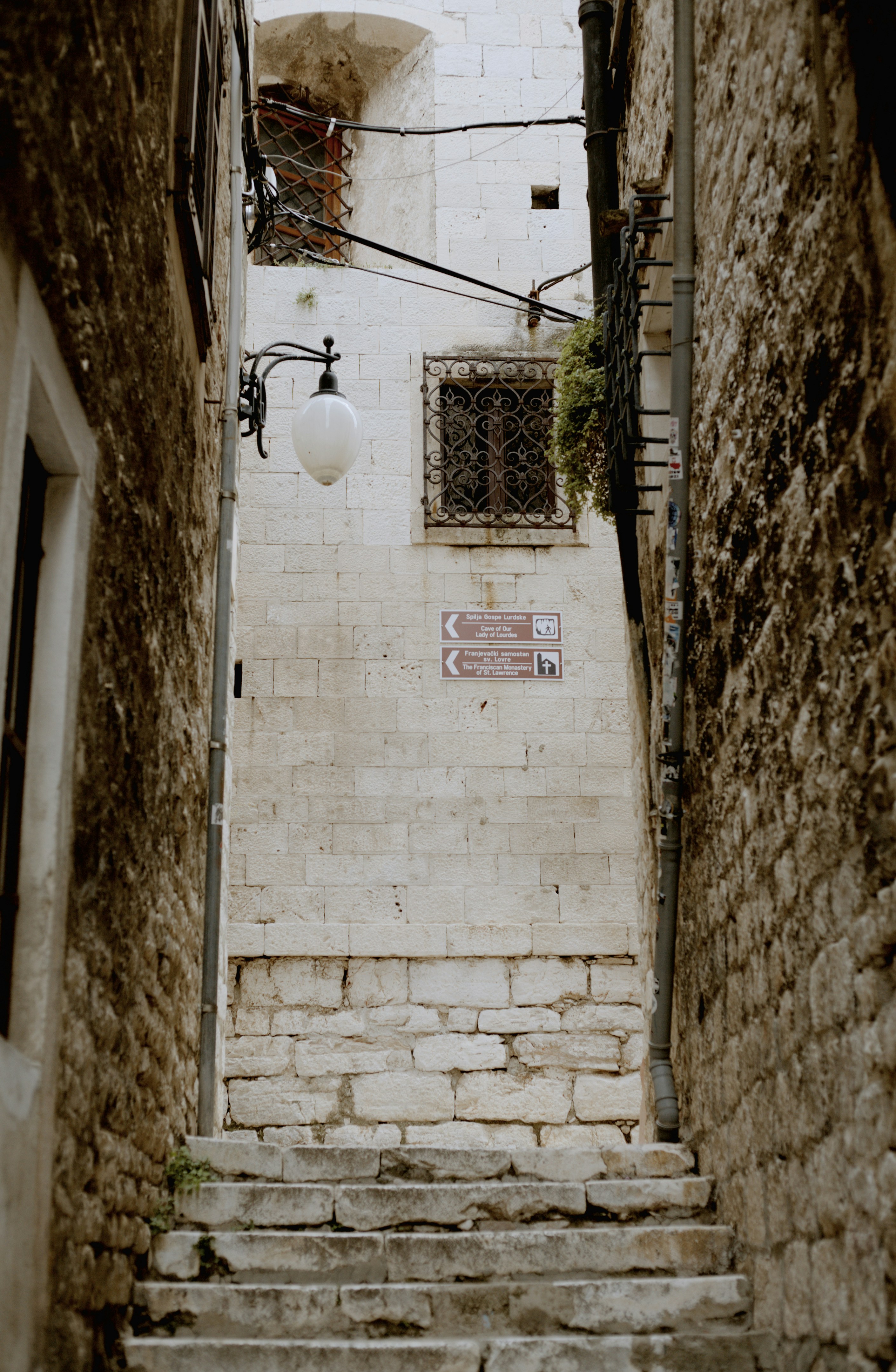 Photo by szabolcsantal