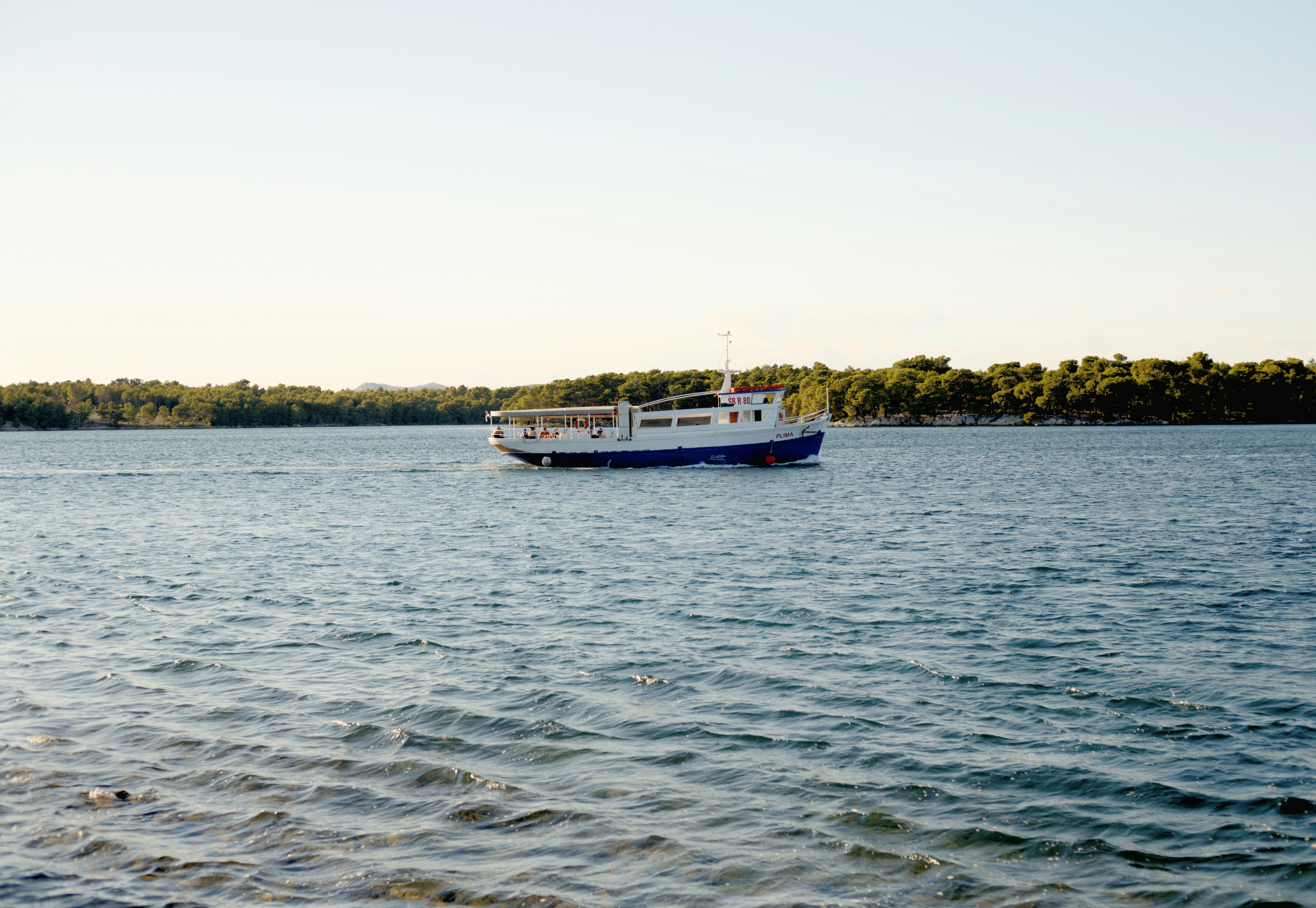 Photo by szabolcsantal