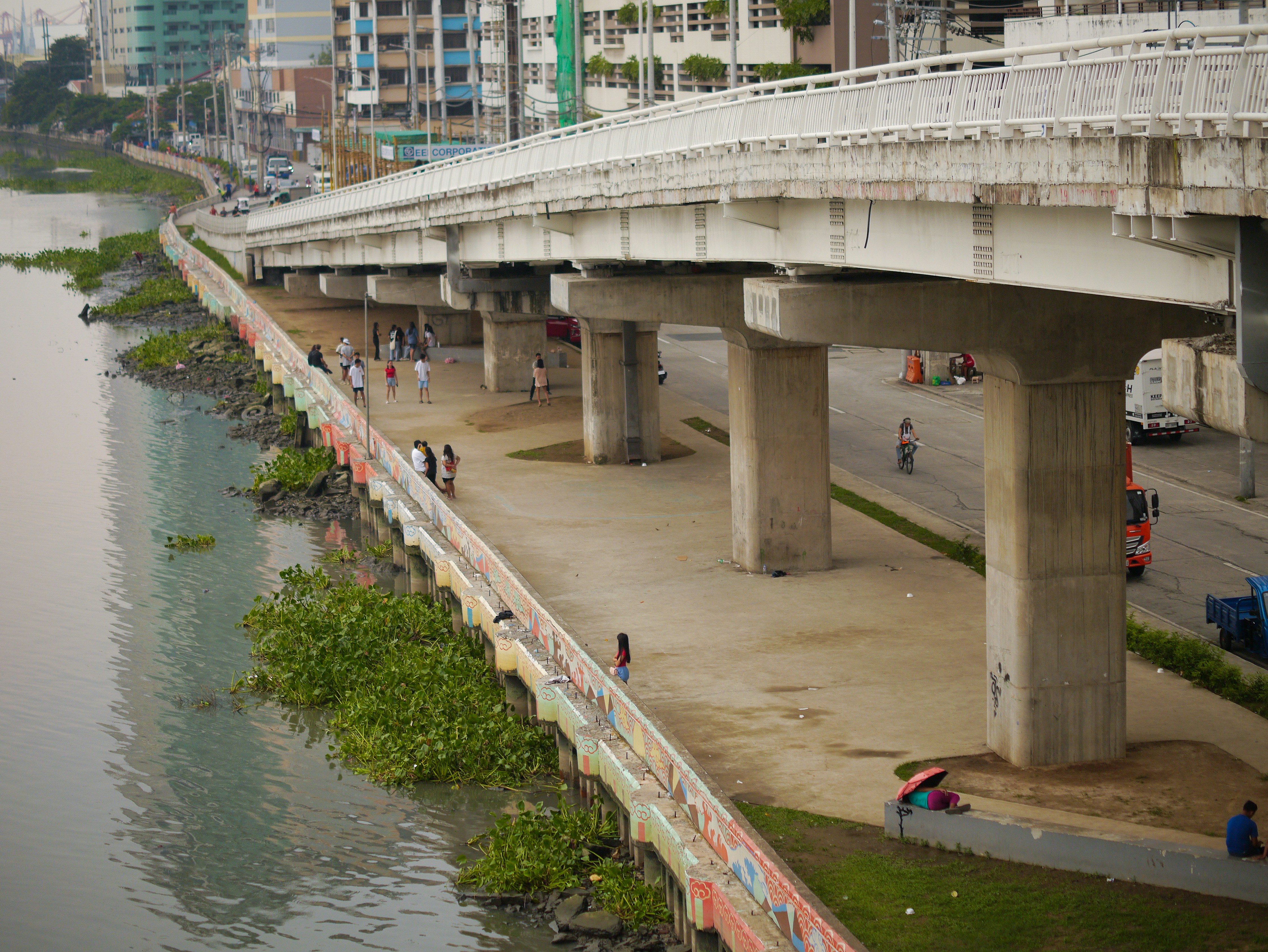 Photo by alvincabaltera