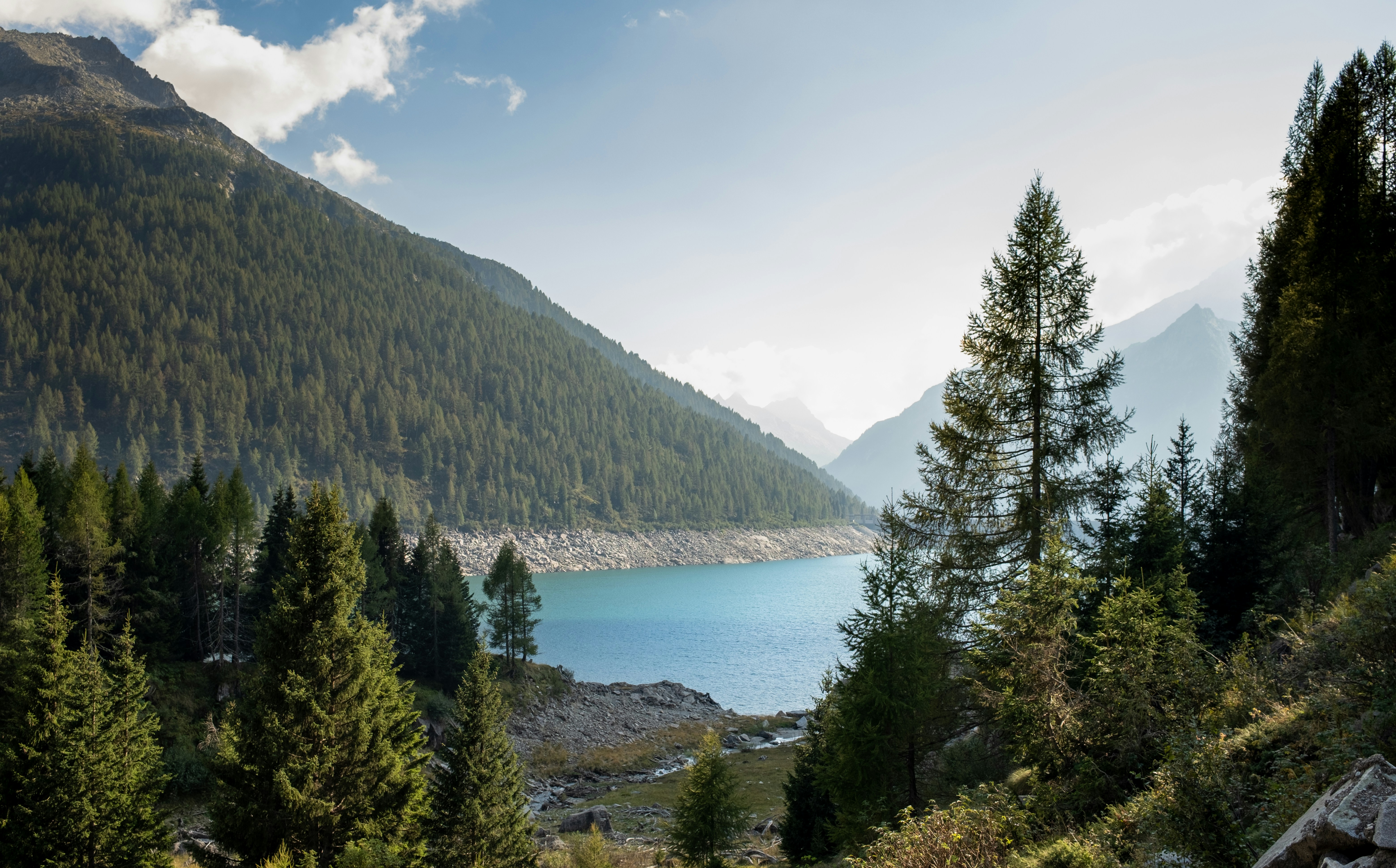 Photo by lauralezman