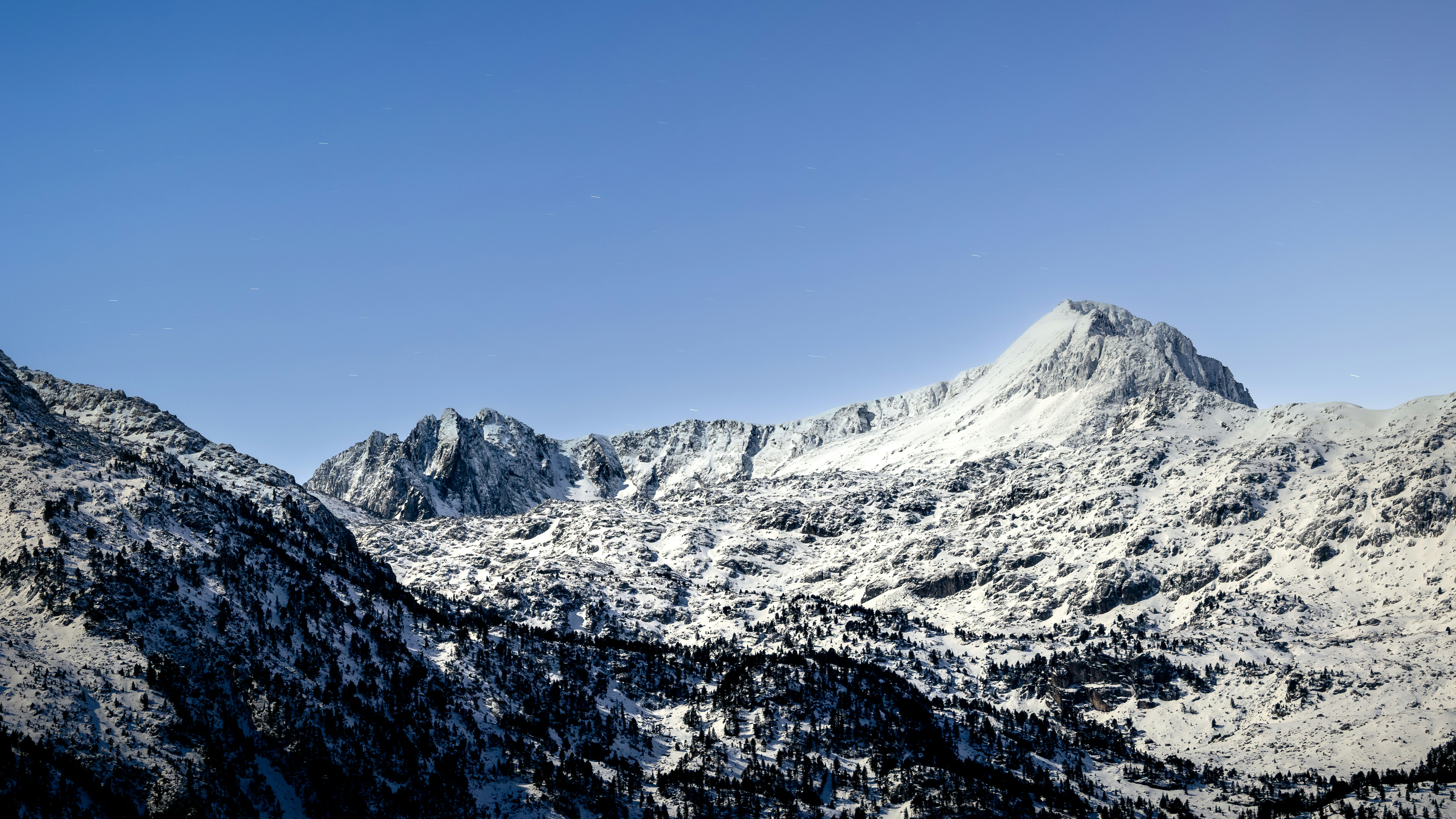 Photo by marekpiwnicki