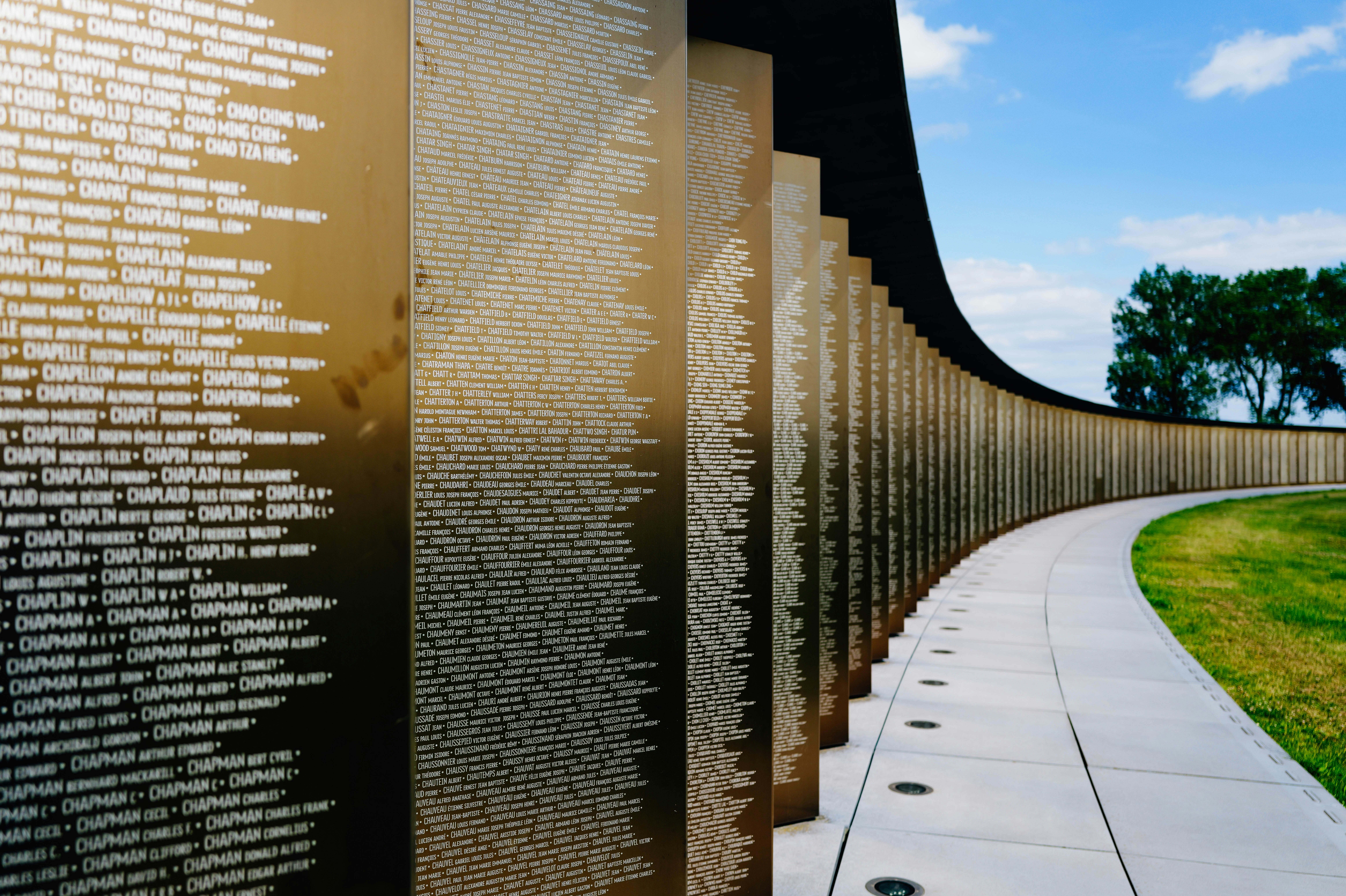 Photo by adrienolichon