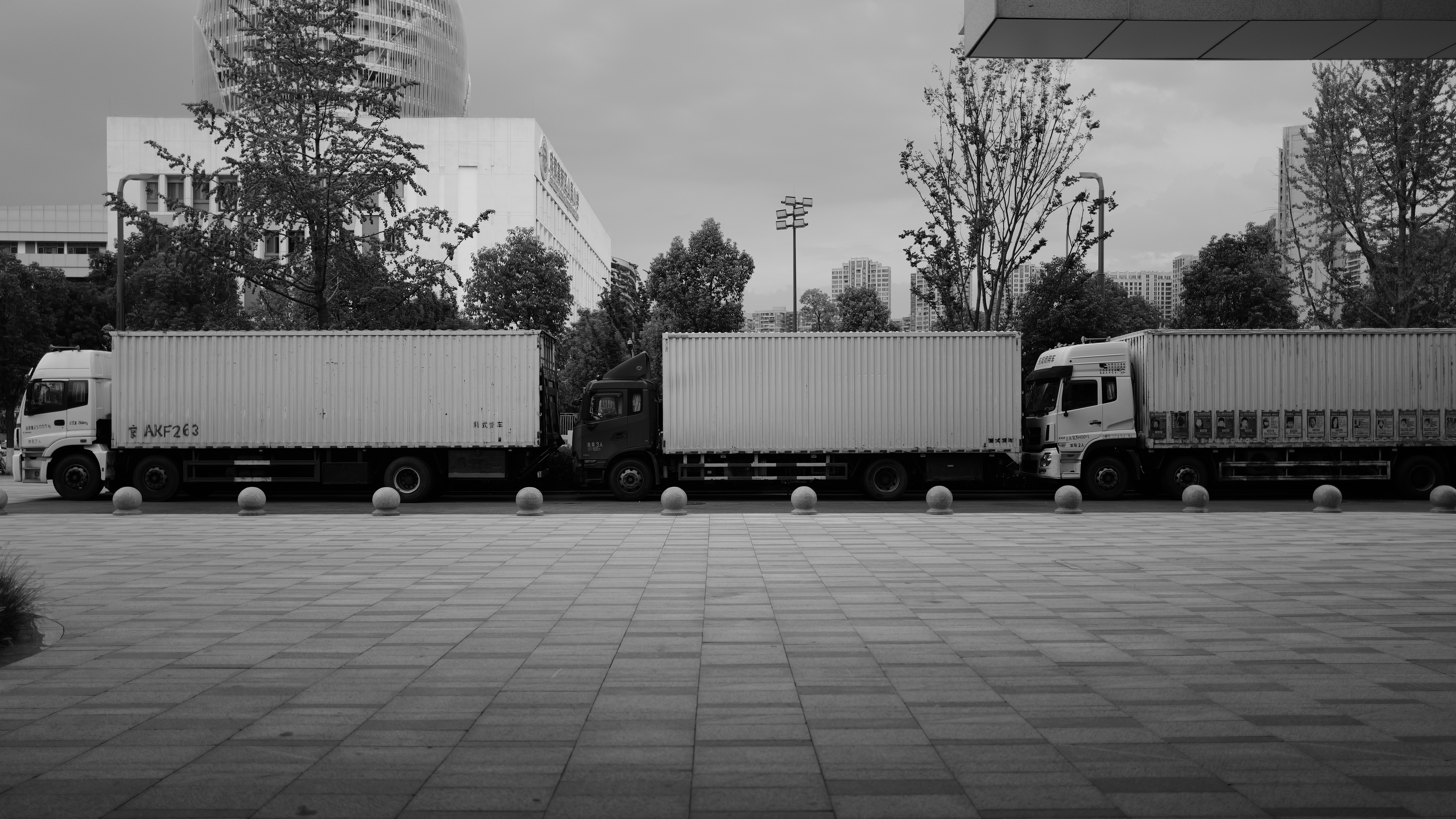 modern moving trucks