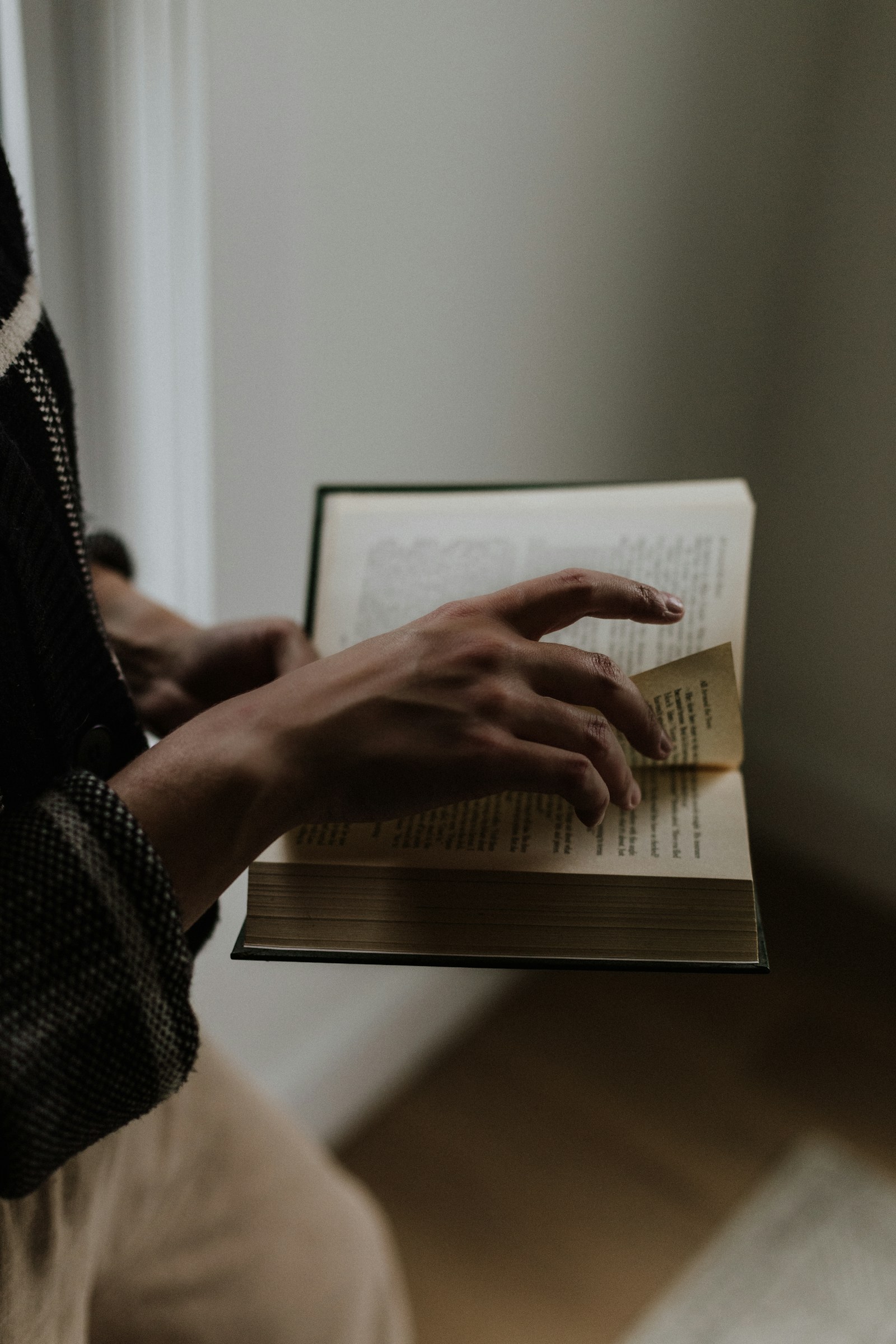 Briefing a book cover designer