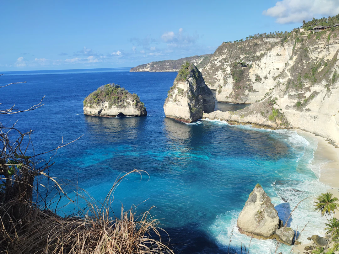 Luxury 9-Day Itinerary: North Africa & Oceania in April