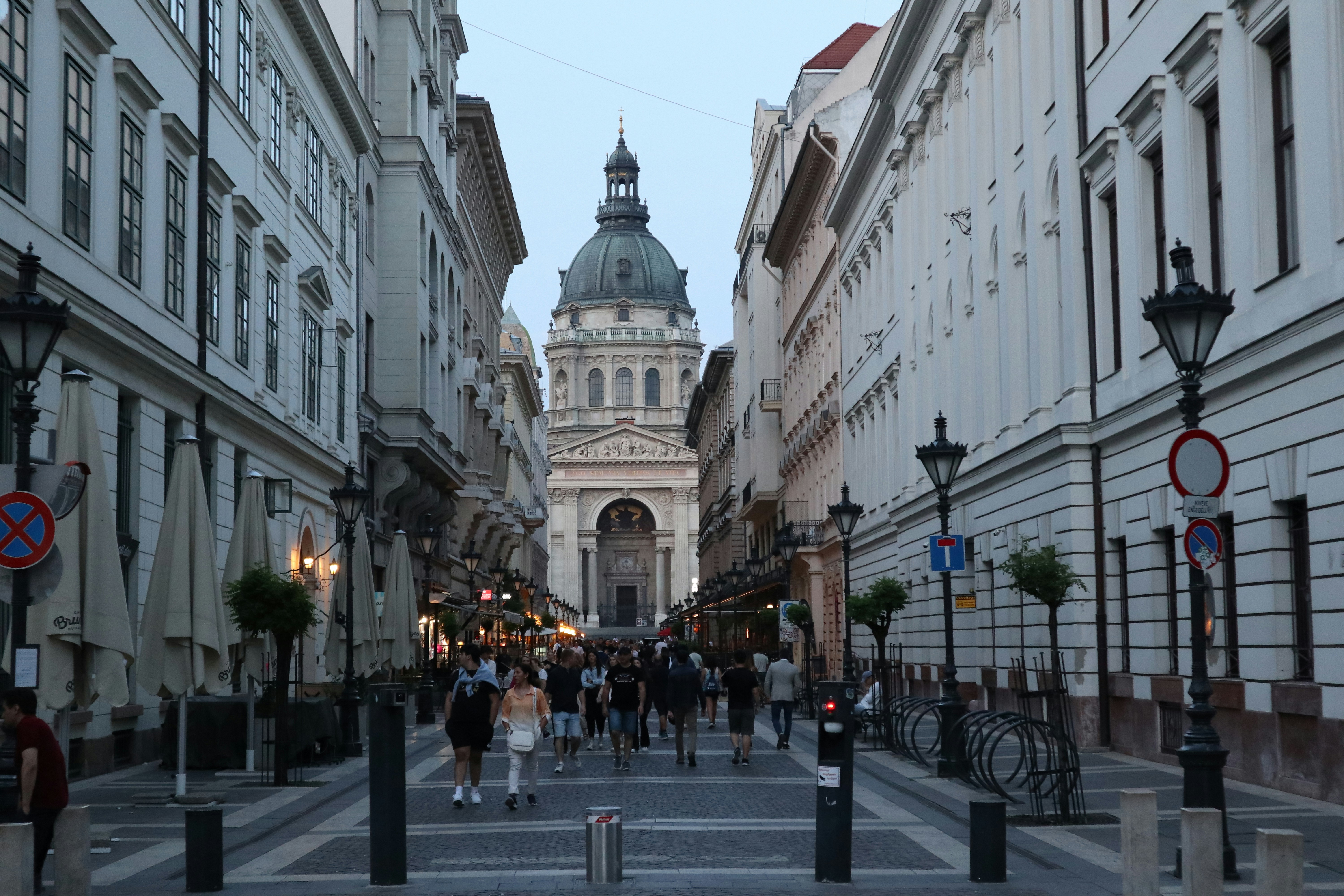 Photo by balint_miko