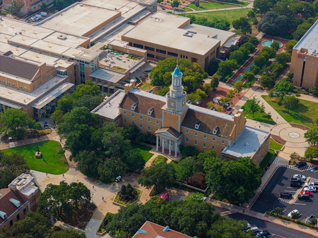 Dallas Baptist University