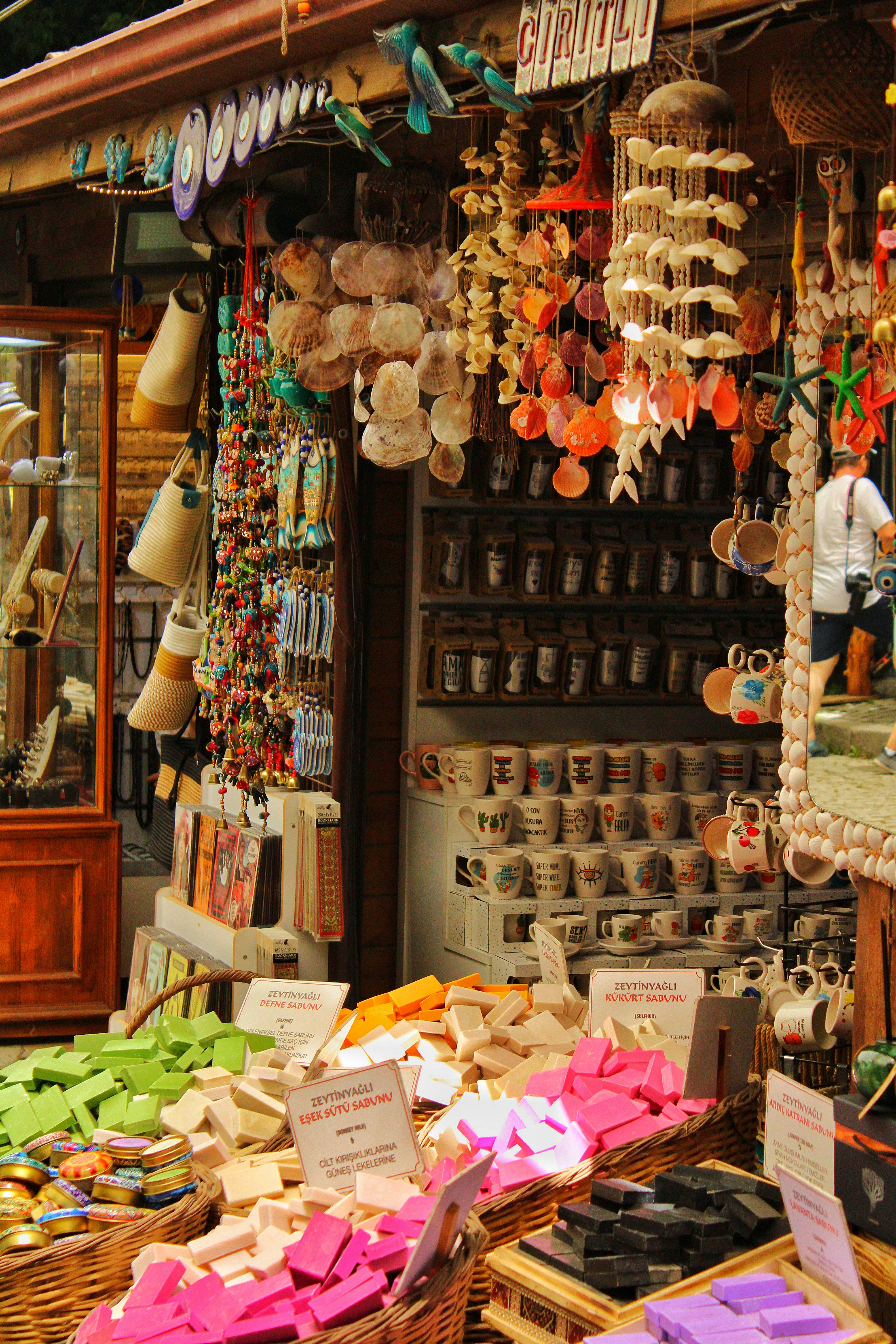 Photo by tahaberktekin