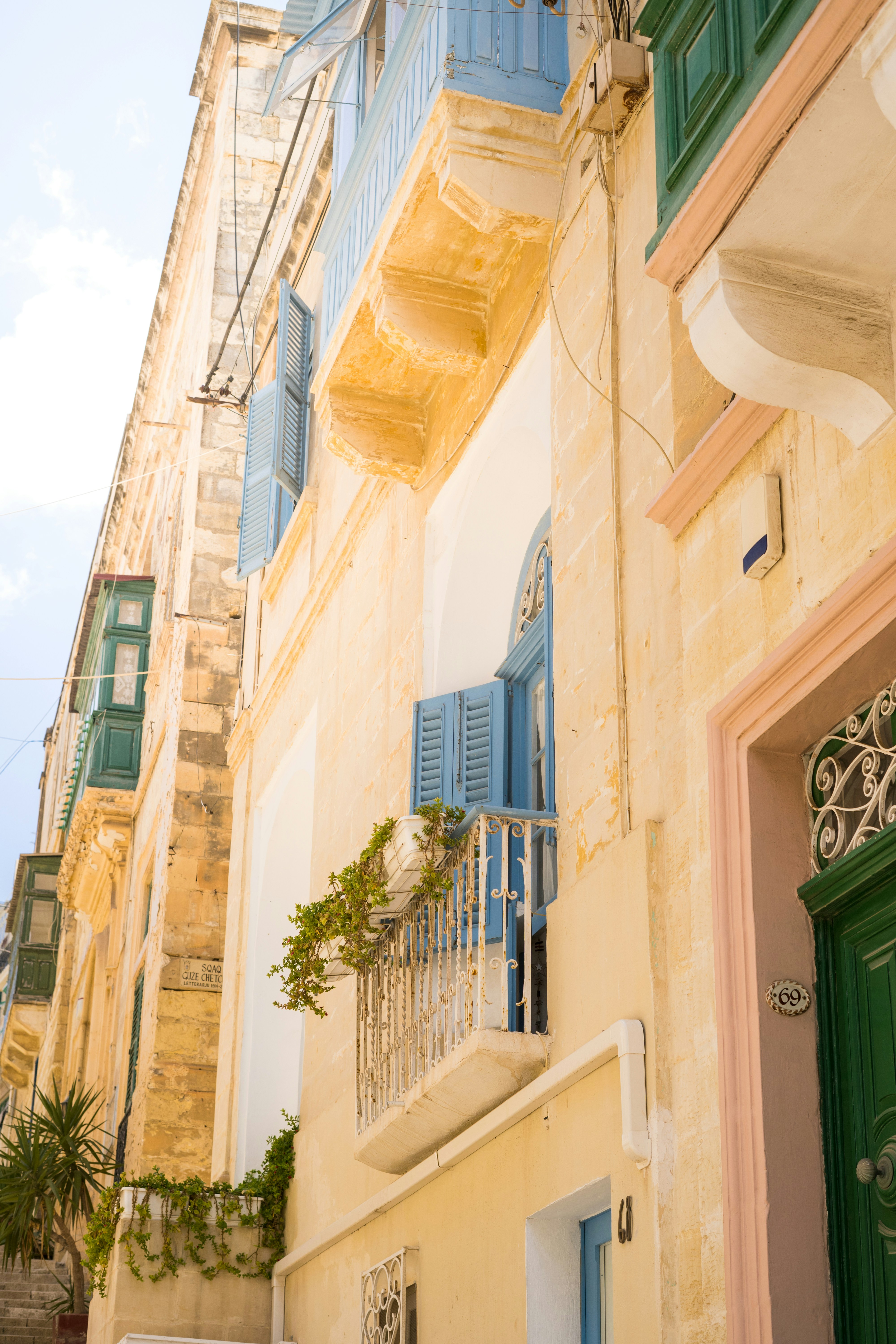 Photo by elisdolezalova