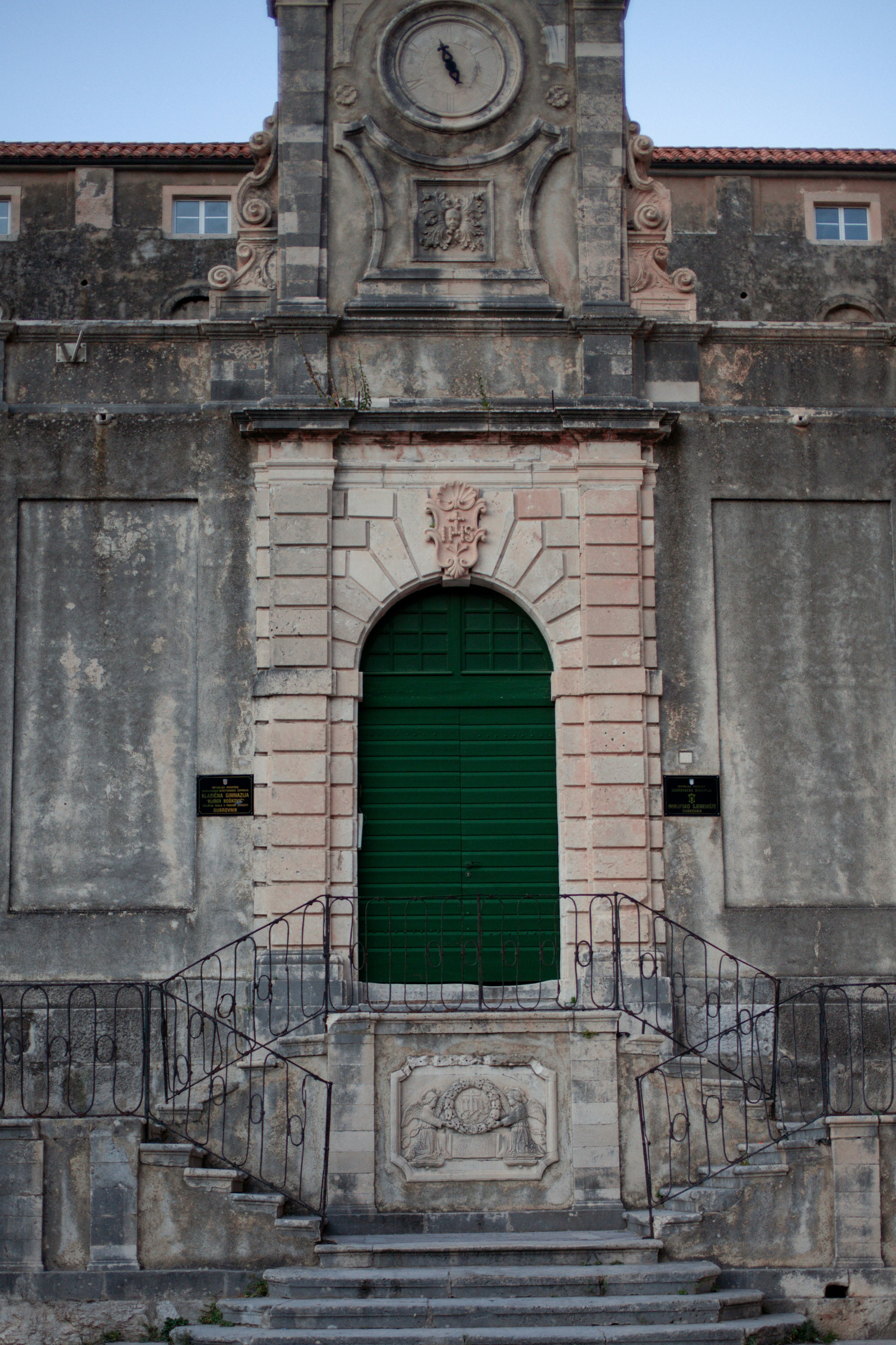 Photo by rosielifestyle