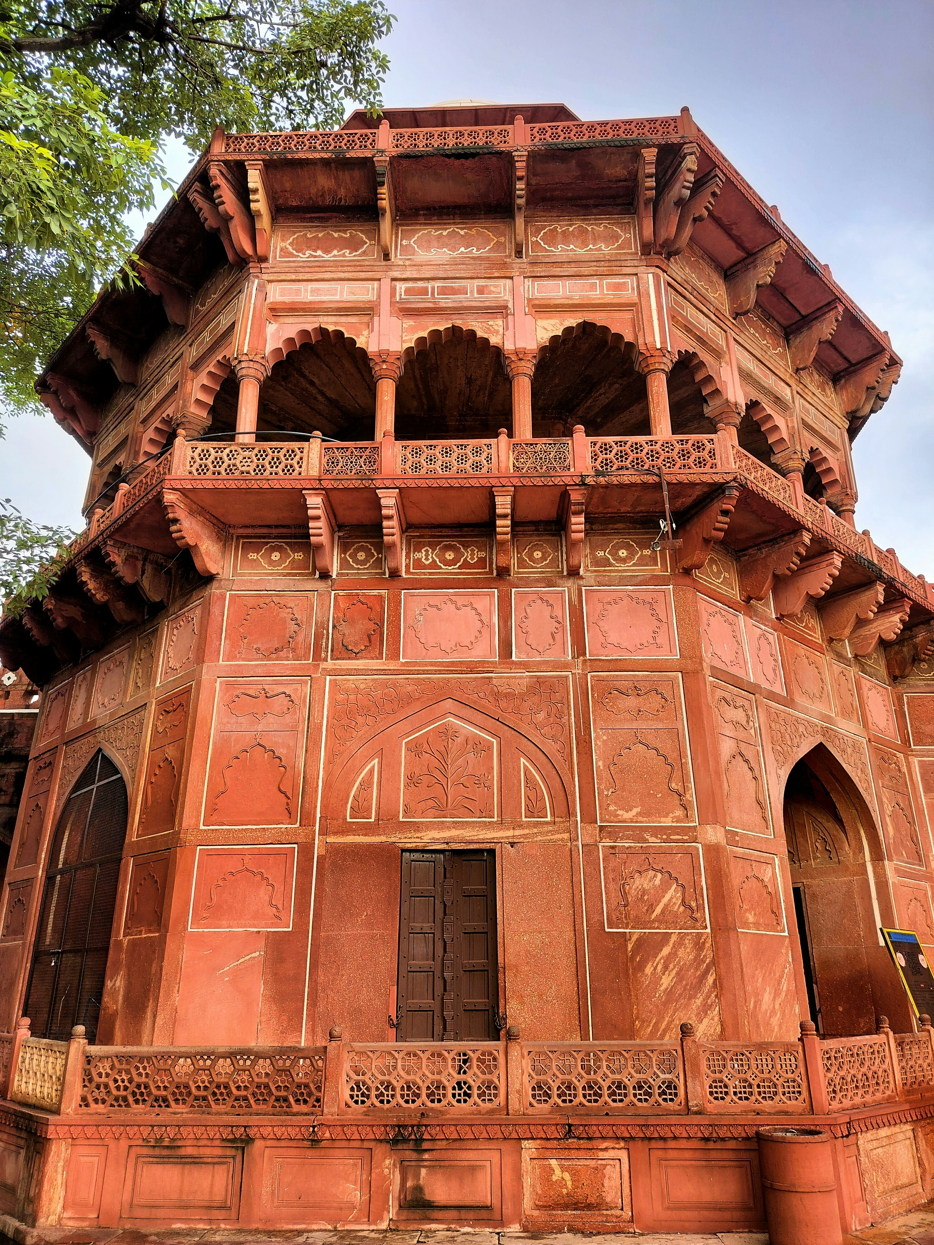 Photo by rishiyadav099