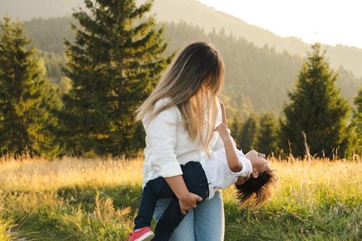 Kindergeld in Polen 2026: 800 Plus für deutsche Familien