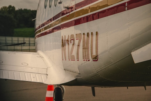 A close up of the nose of an airplane