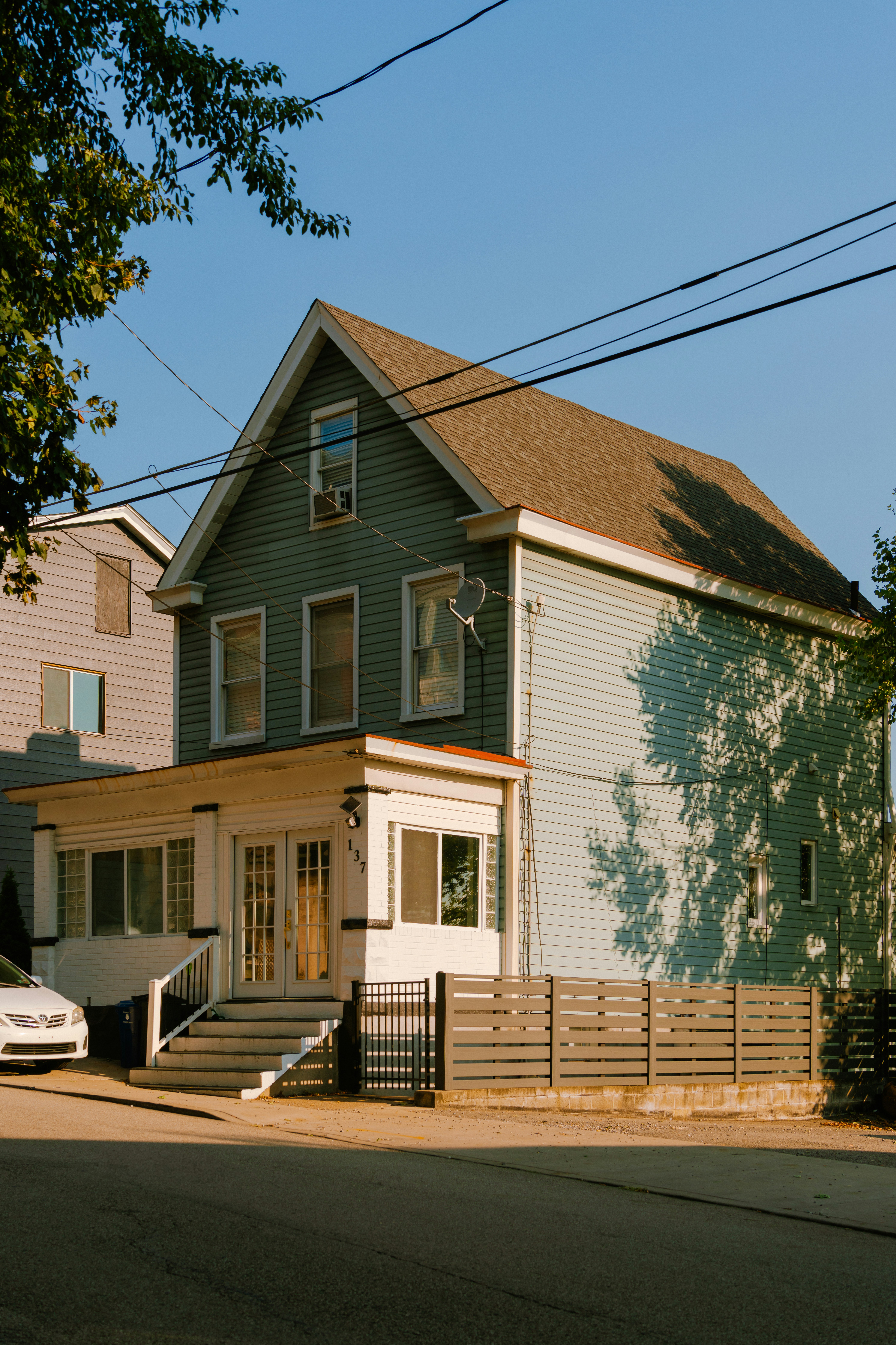 Photo by zhenyao_photo