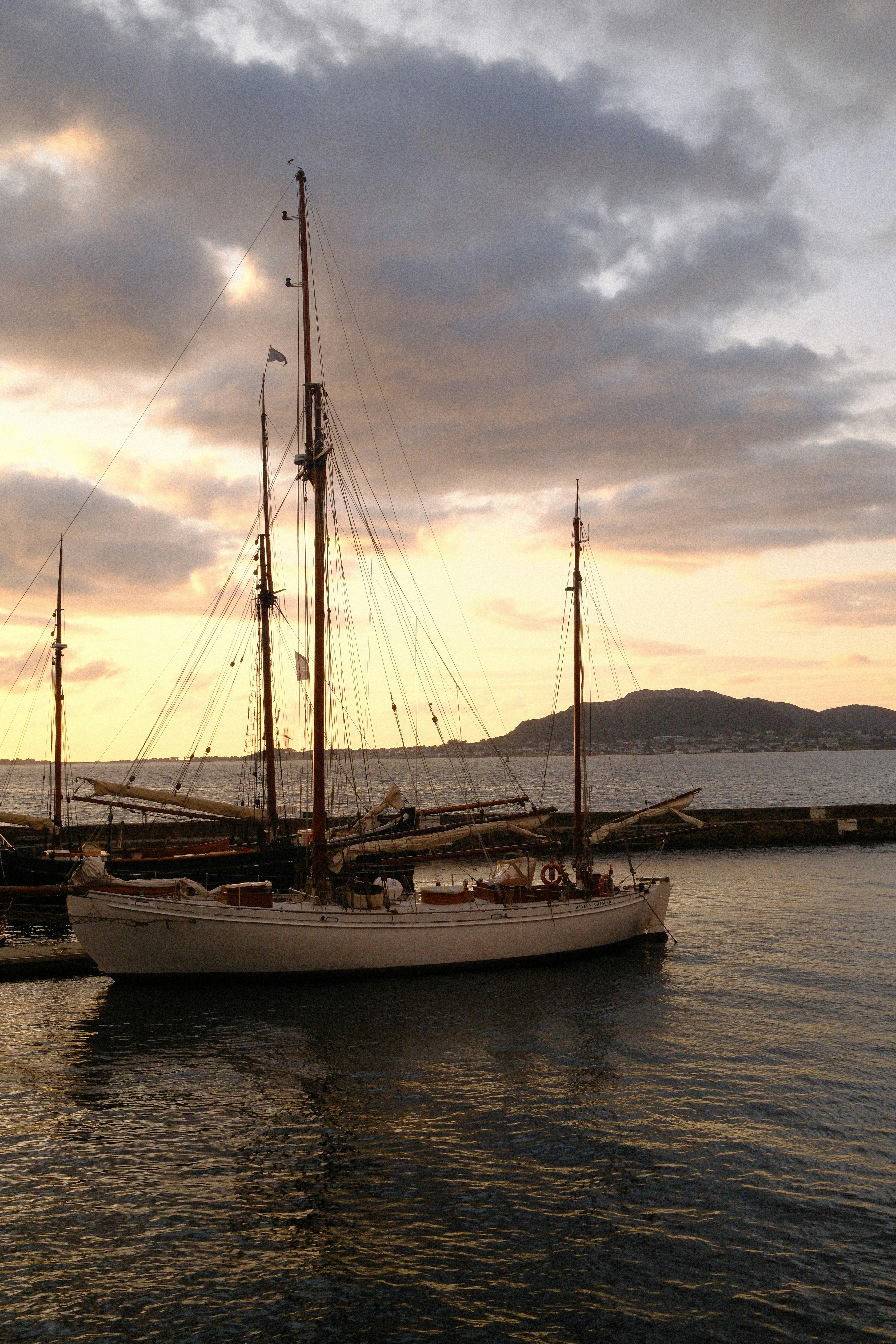 Photo by laurenceziegler