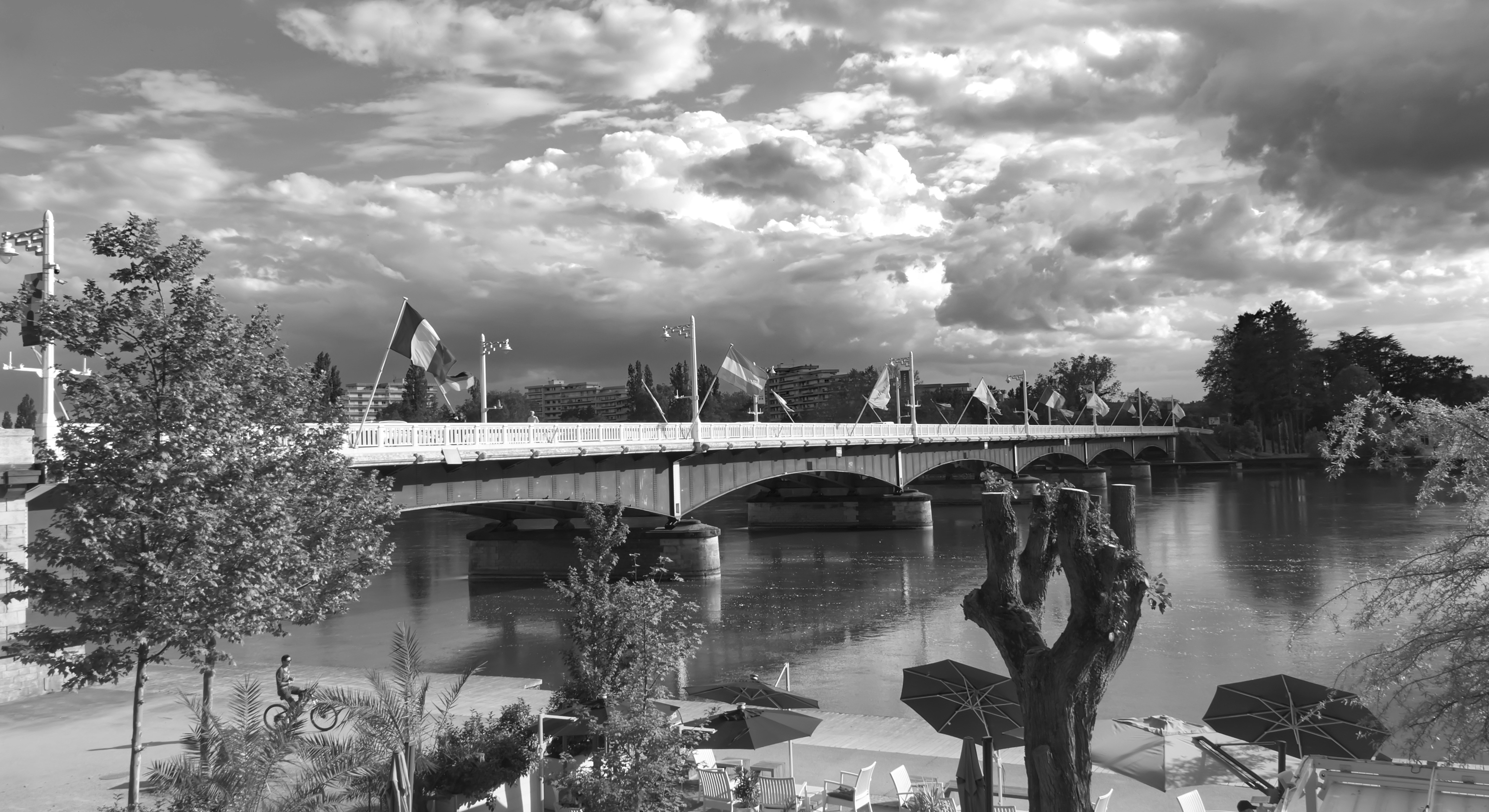 A black and white photo of a bridge over a river photo – Free Vichy ...