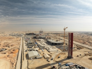 An aerial view of a construction site in the desert