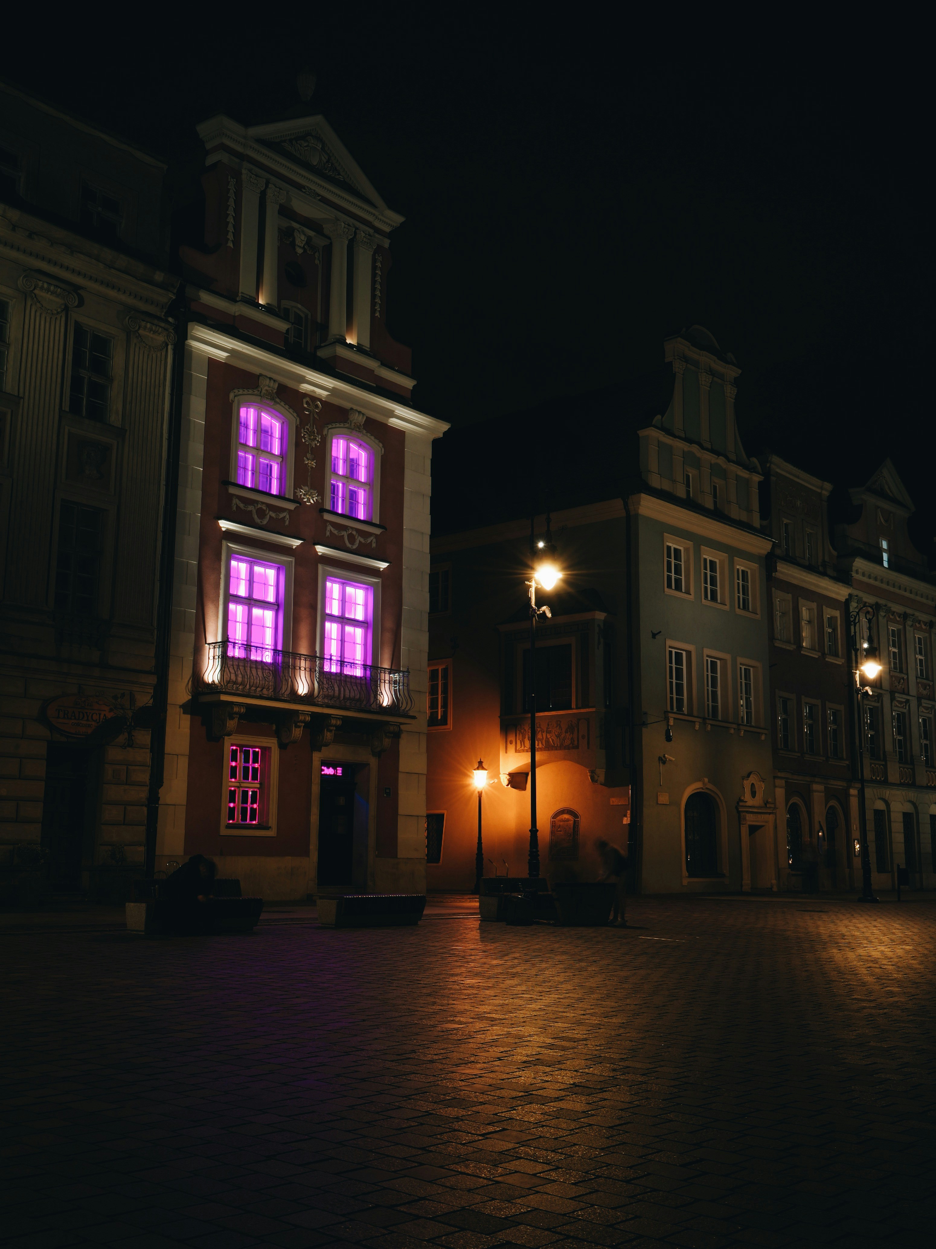 Photo by egorkomarov