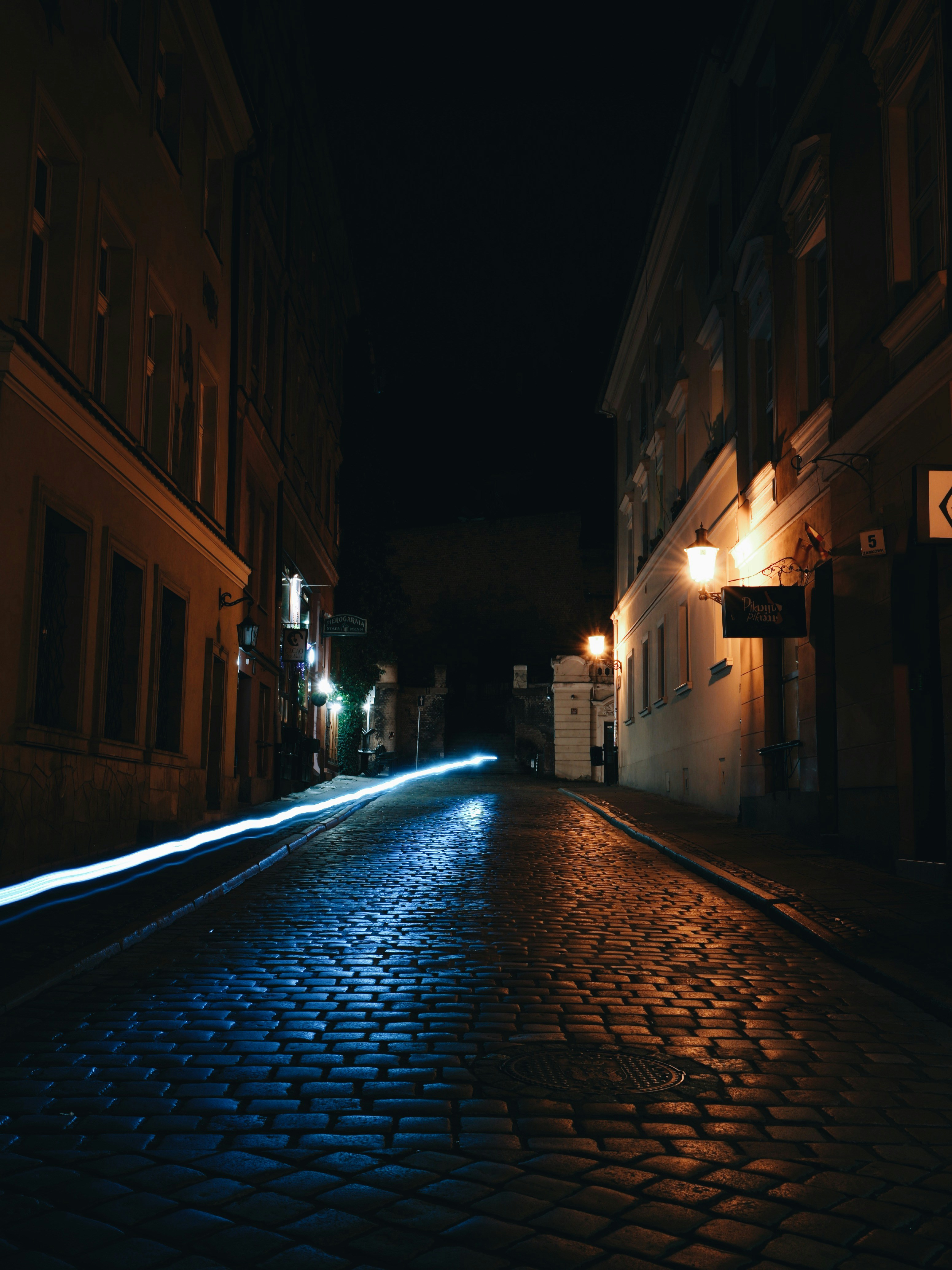 Photo by egorkomarov