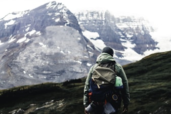 Osprey Atmos vs Gregory Baltoro — Full Comparison