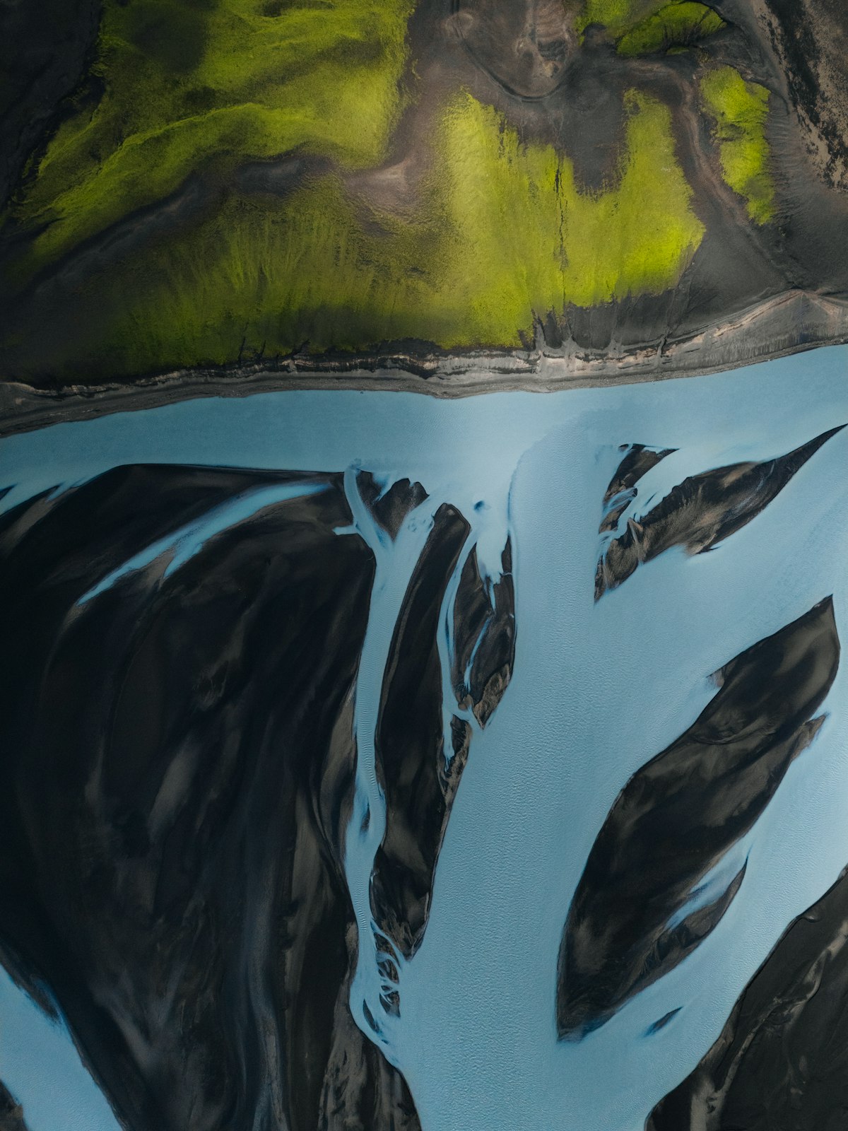 Learner self-testing with flashcards and notes to strengthen memory retrieval