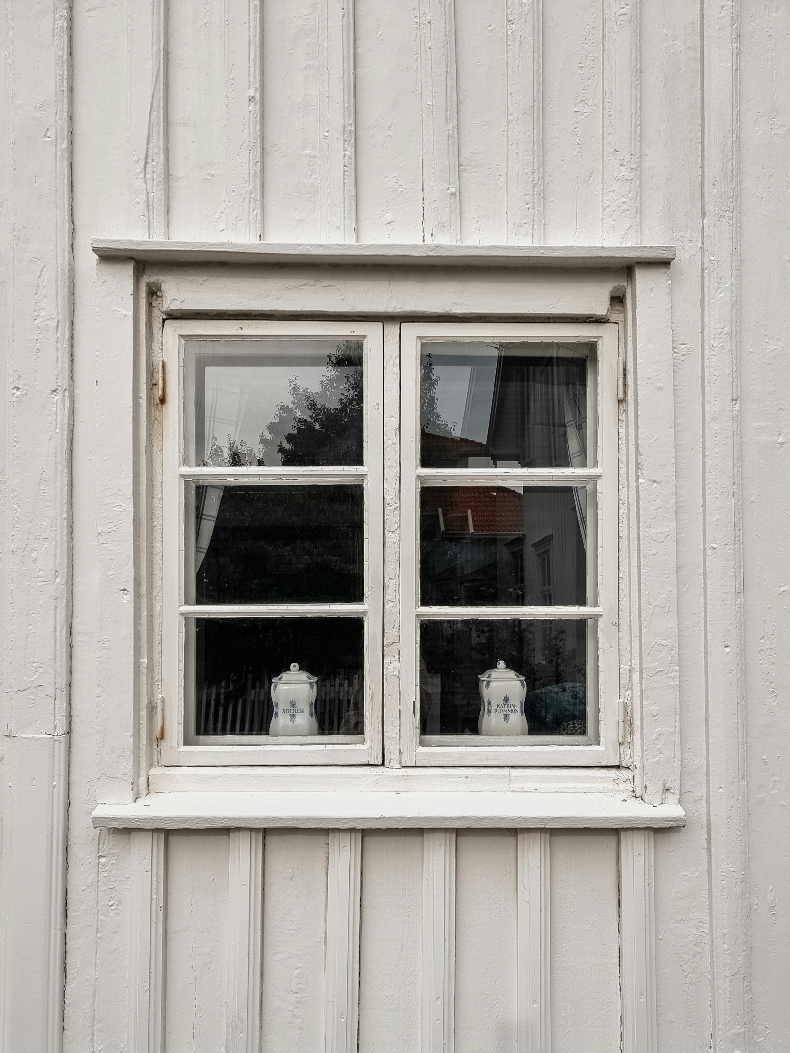 Photo by outyourwindow