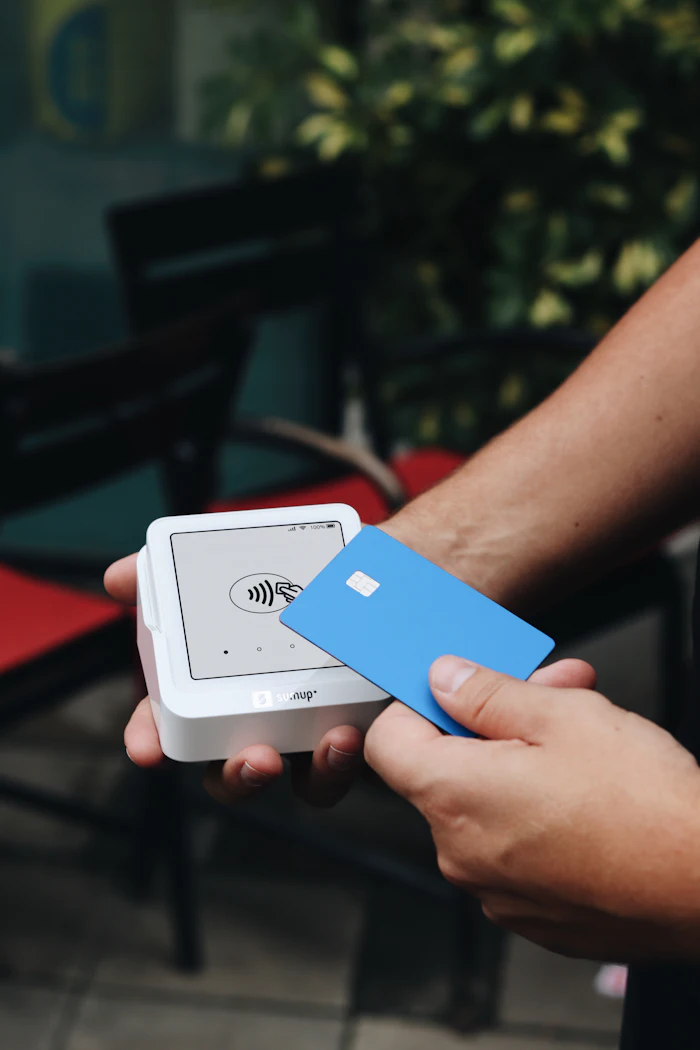 Point of sale payment device
