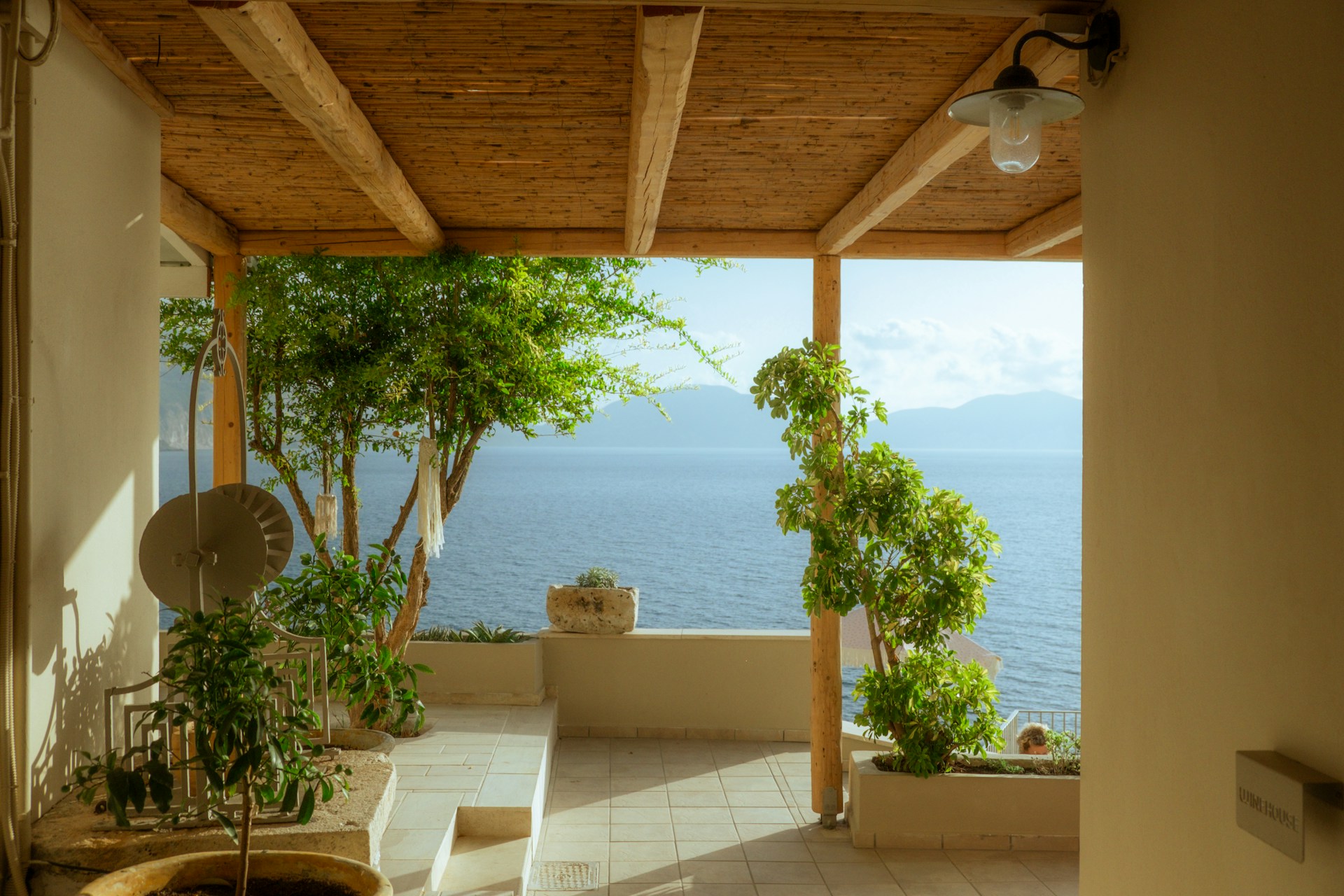 A room with a view of the ocean