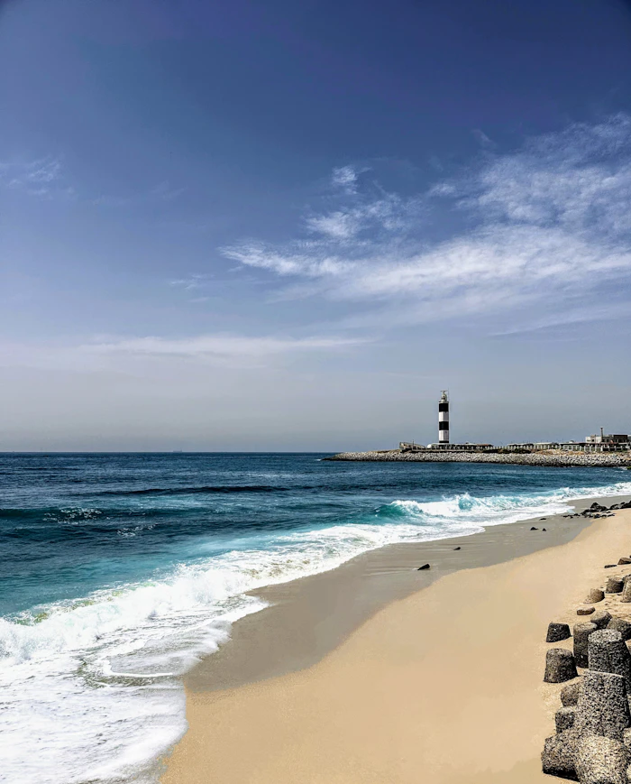 A sandy beach along the Arabian Sea near Dwarka