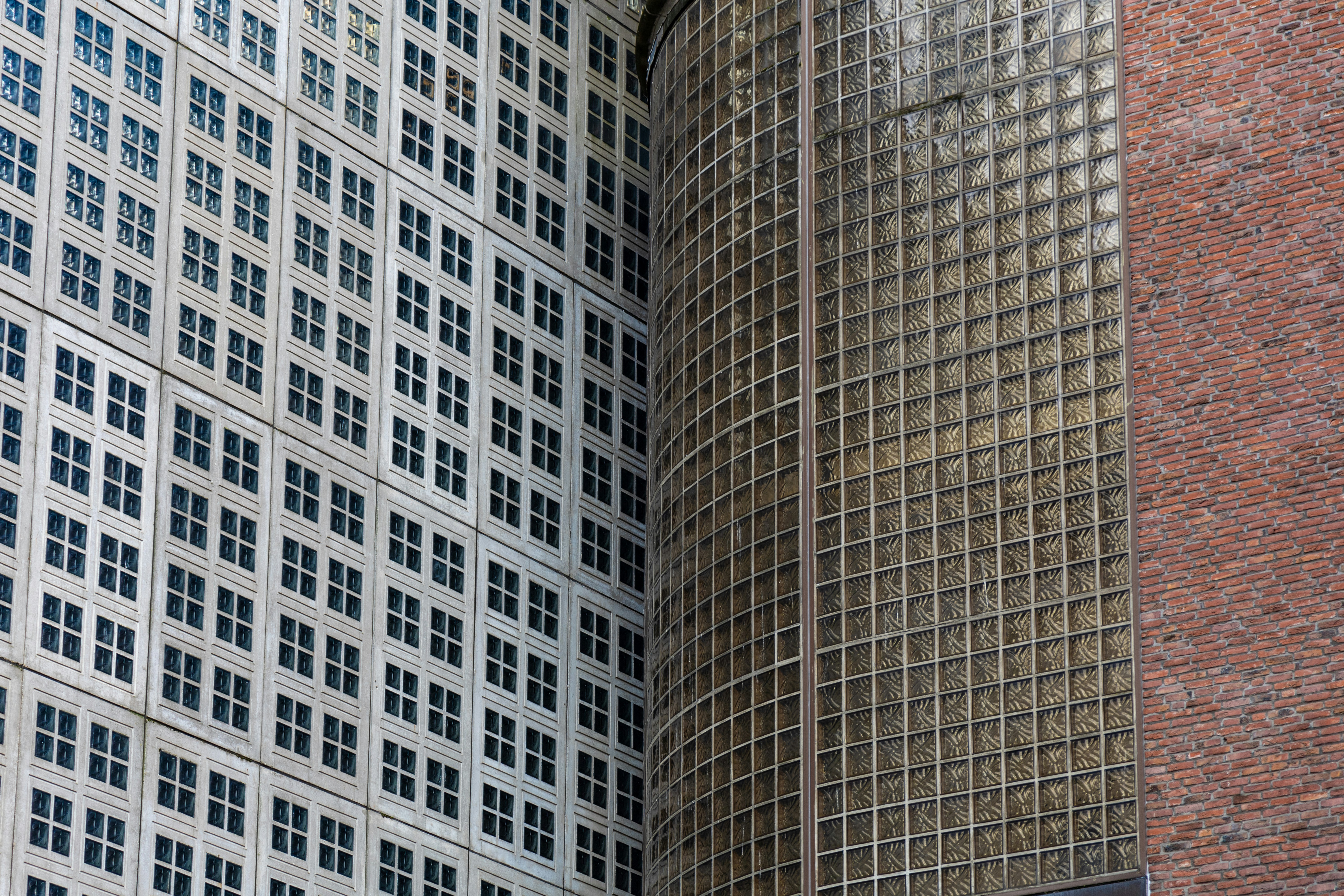 Goldman Sachs купує Innovator за $2B, додає ETF, пов'язаний з Bitcoin, до свого асортименту.