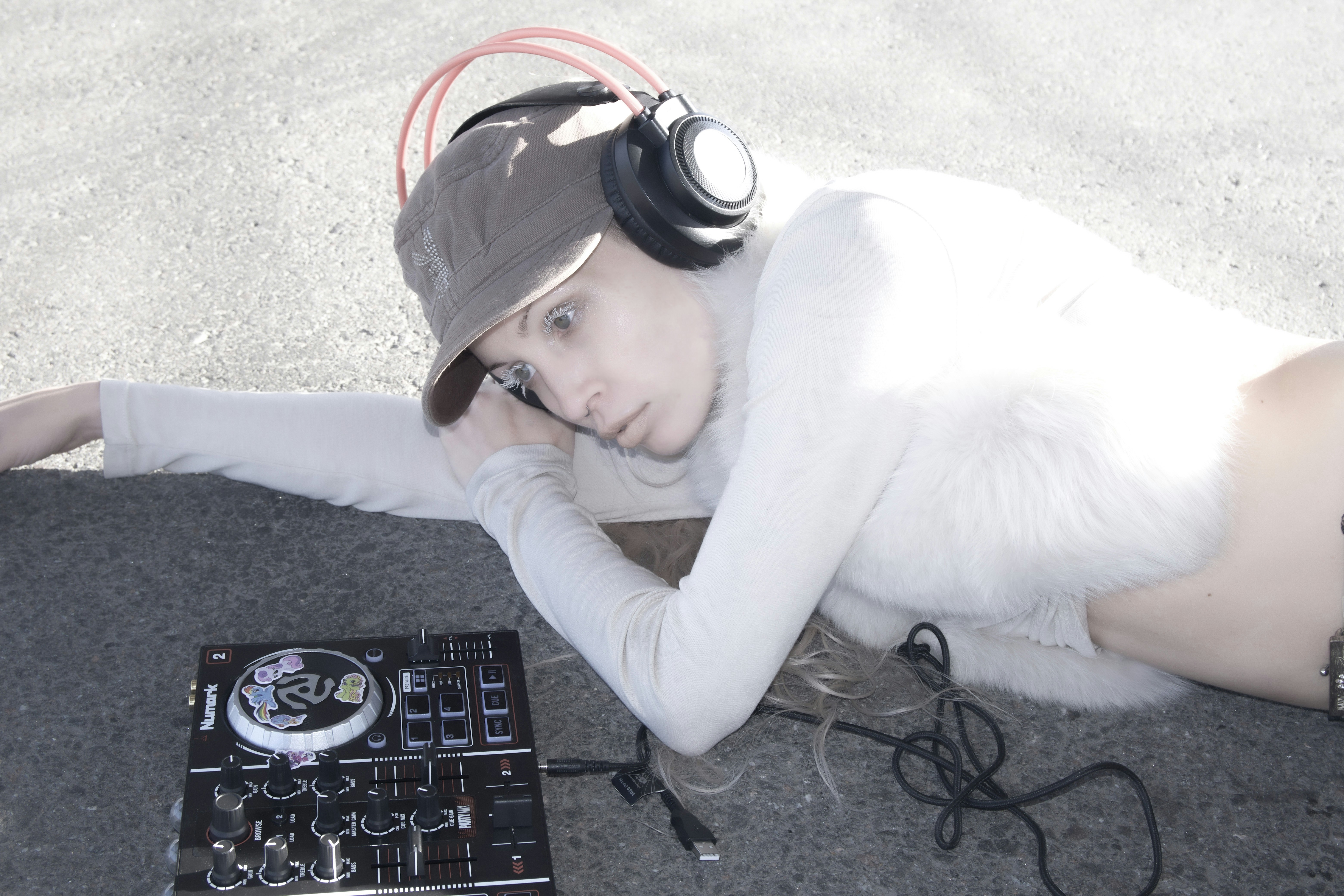 Image de Mi-décembre 2025 : focus sur les sorties électro incontournables