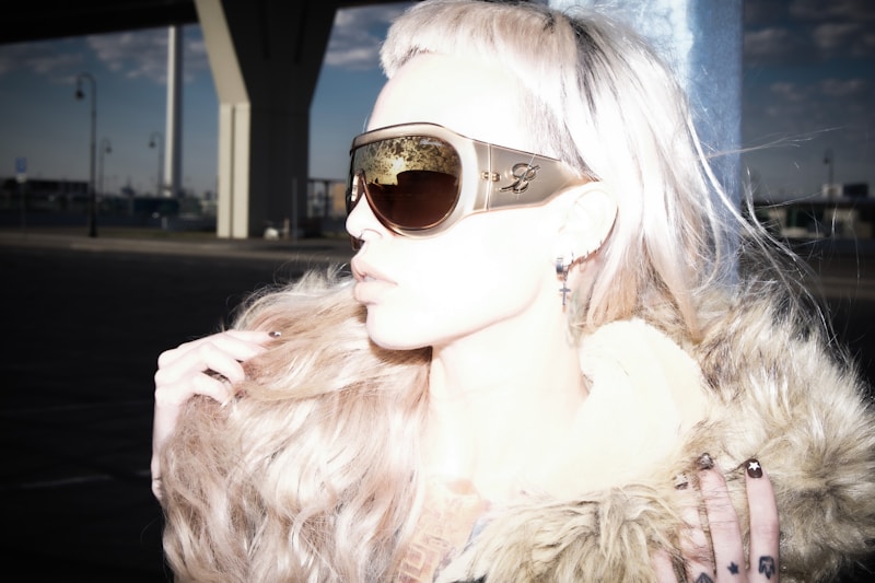 Mamãe sugar luxuosa com casaco de pele
