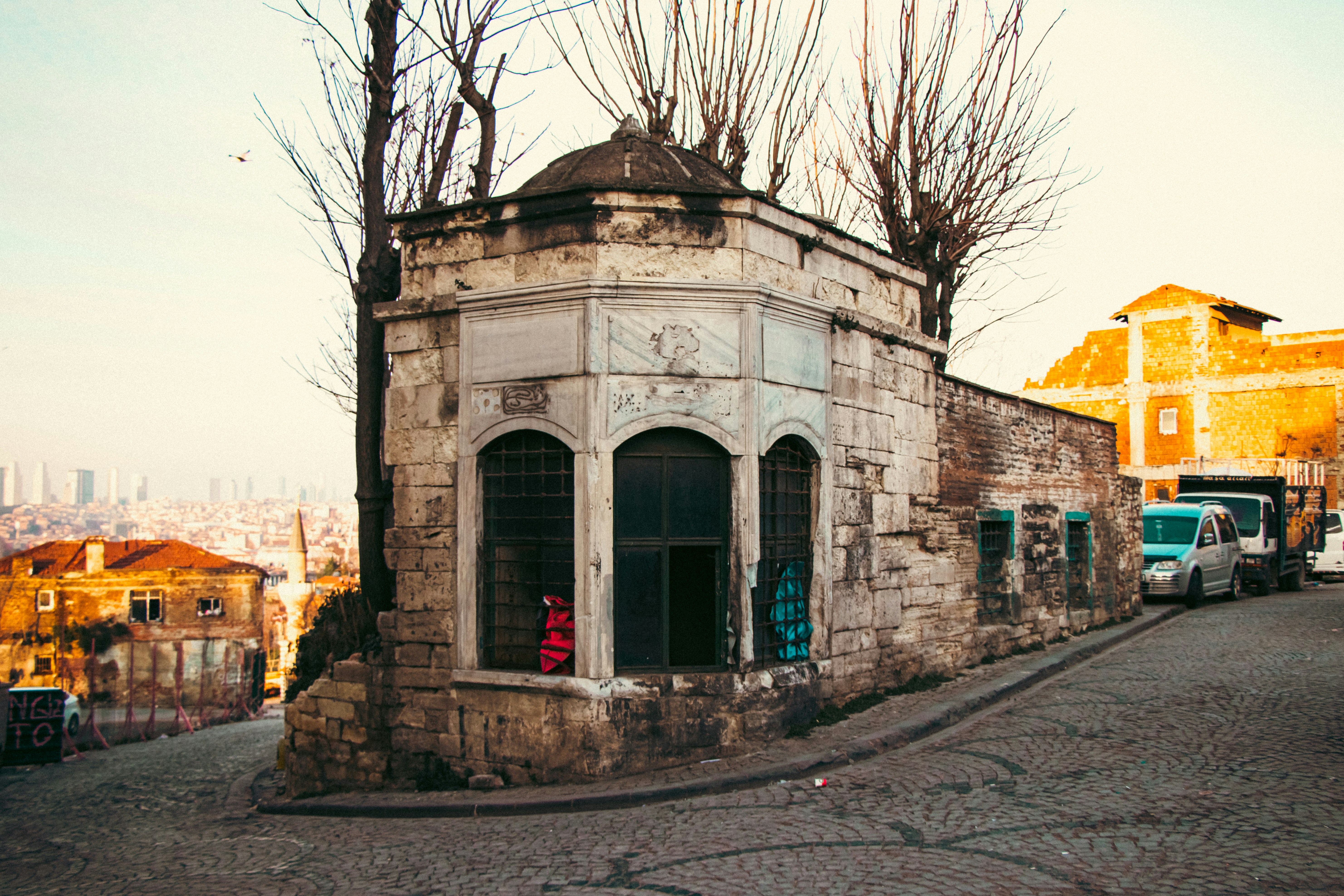 Image by Burak Başgöze via Unsplash