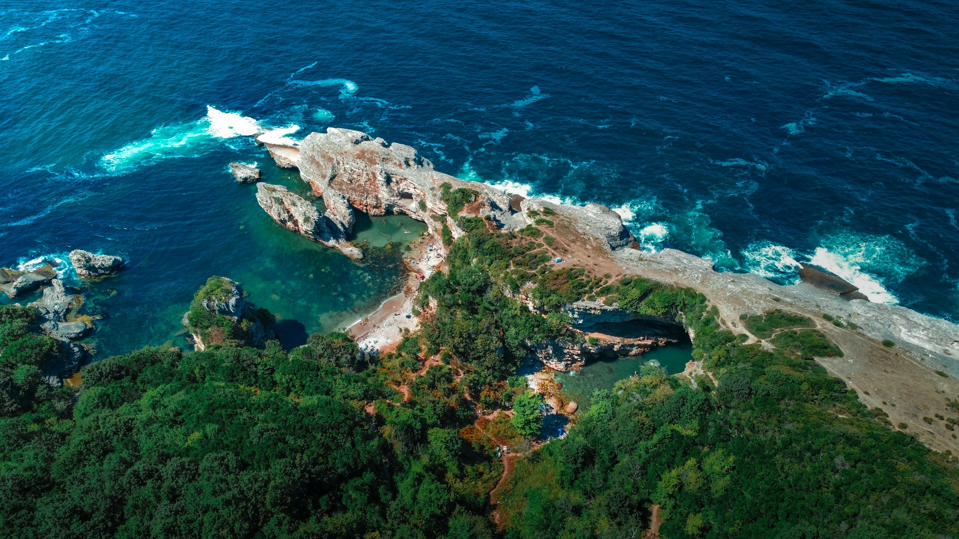 A bird's eye view of the ocean and land