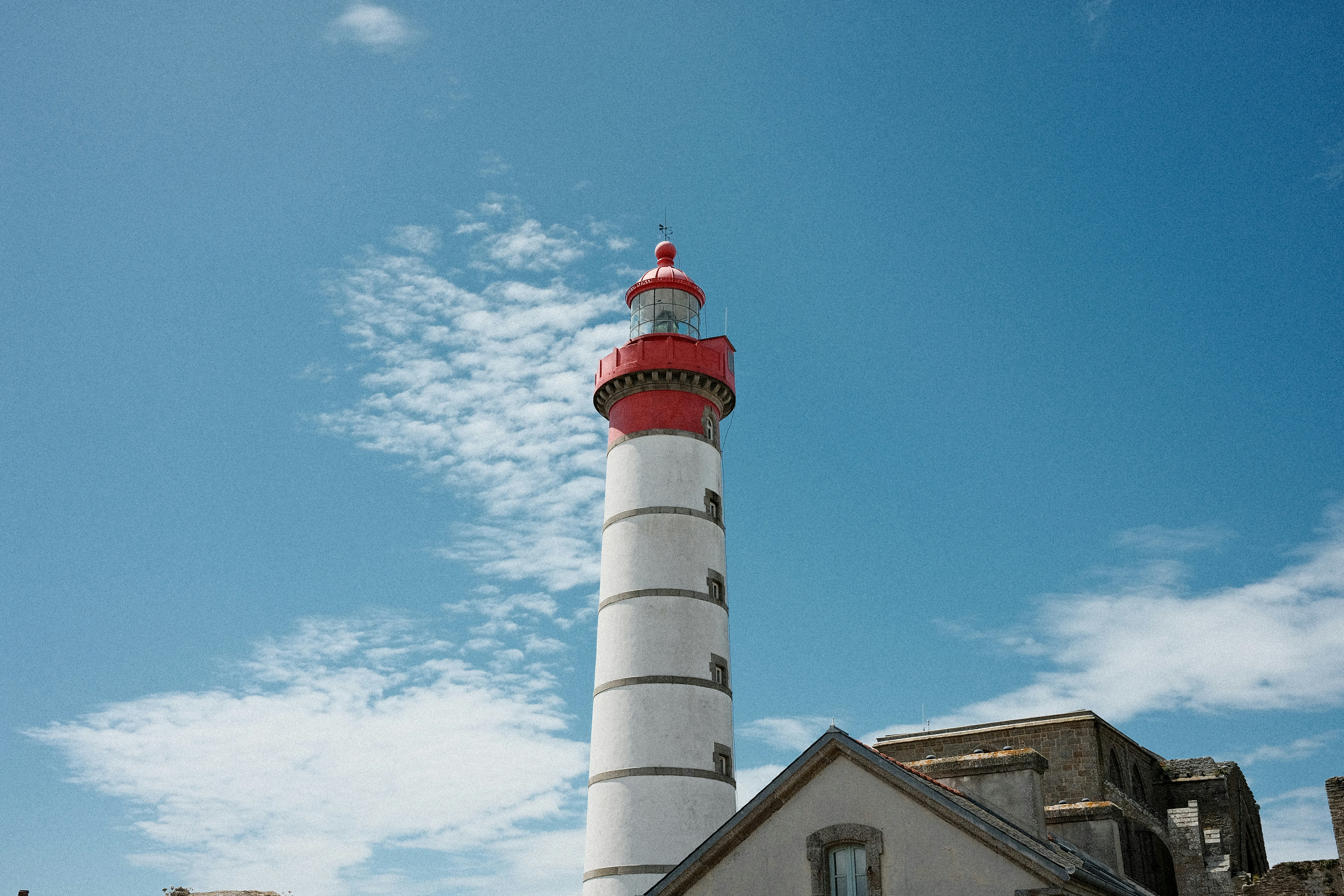 Photo by valentinlacoste