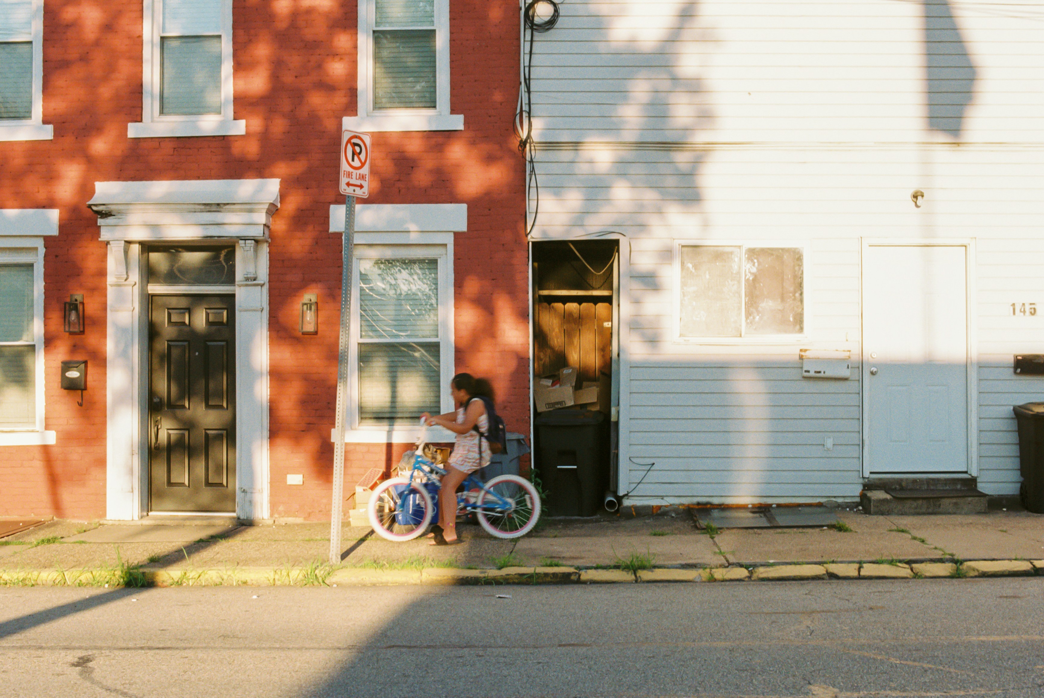 Photo by zhenyao_photo