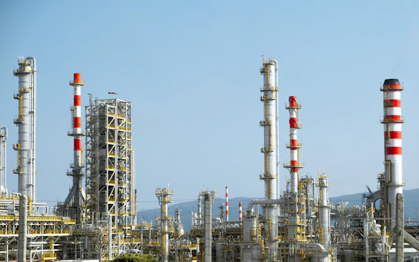 Oil & Gas 