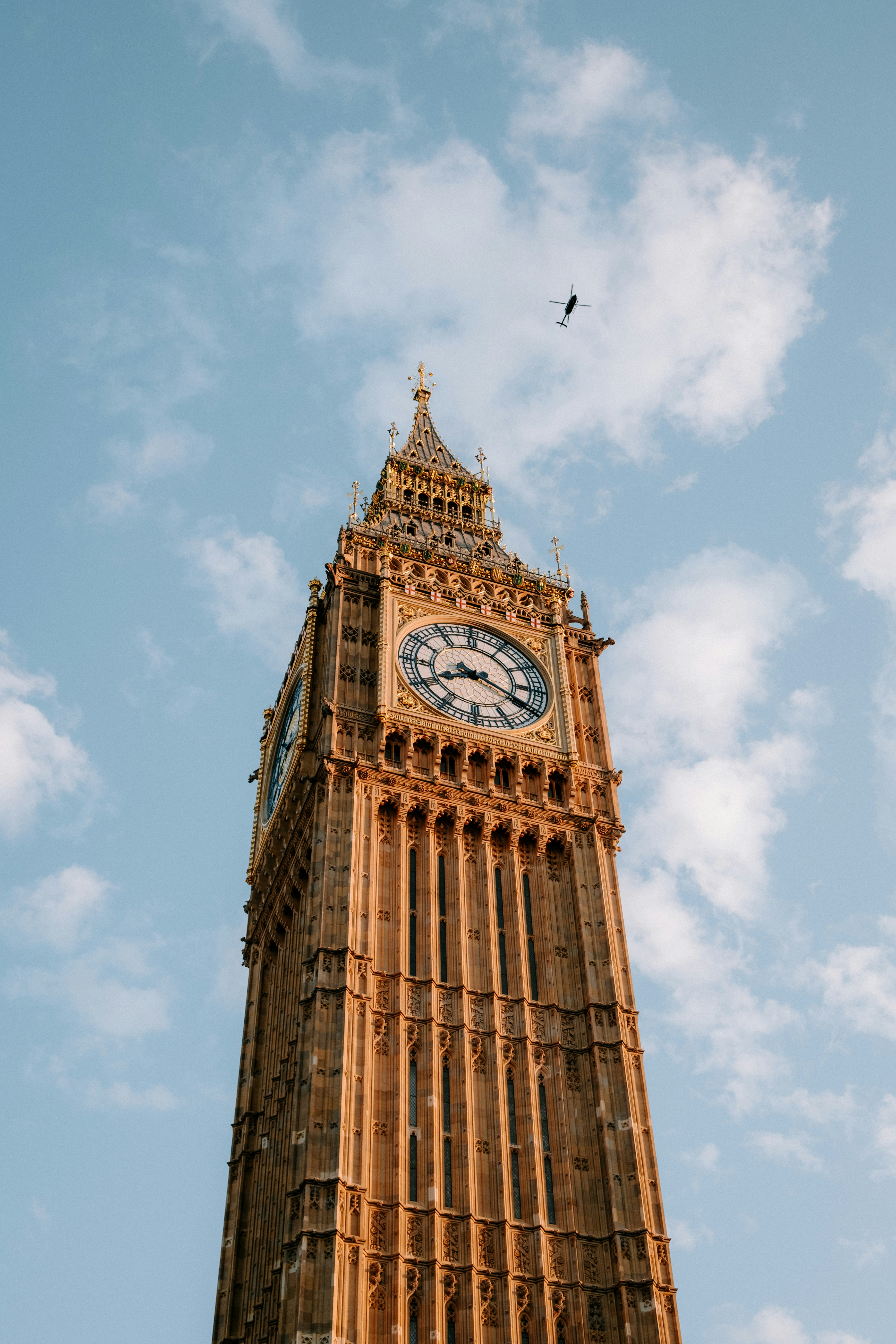 Photo by lauralezman