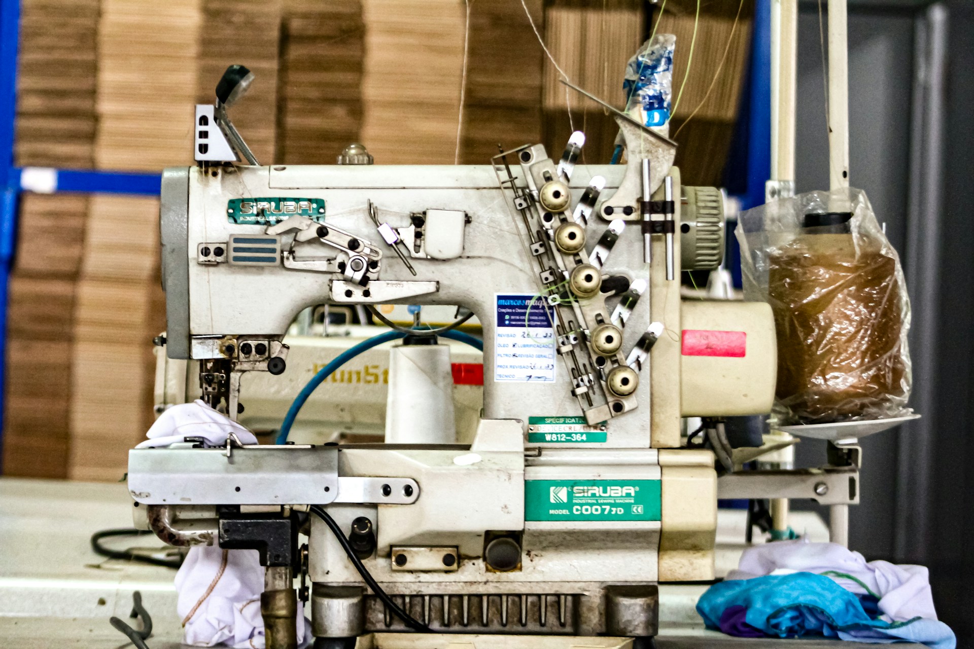 A sewing machine sitting on top of a table