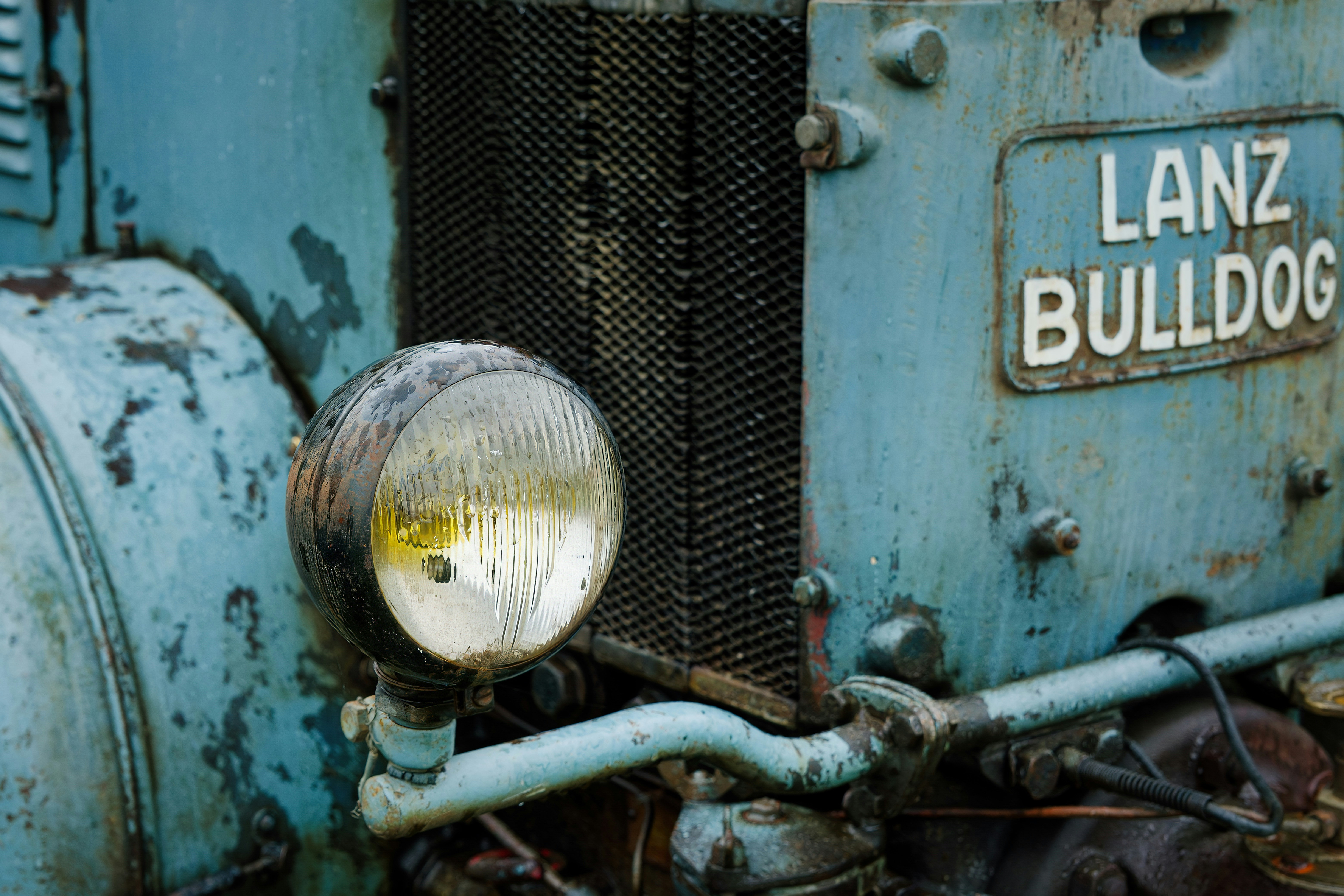 The Art of Headlight Restoration: Illuminate Your Drive