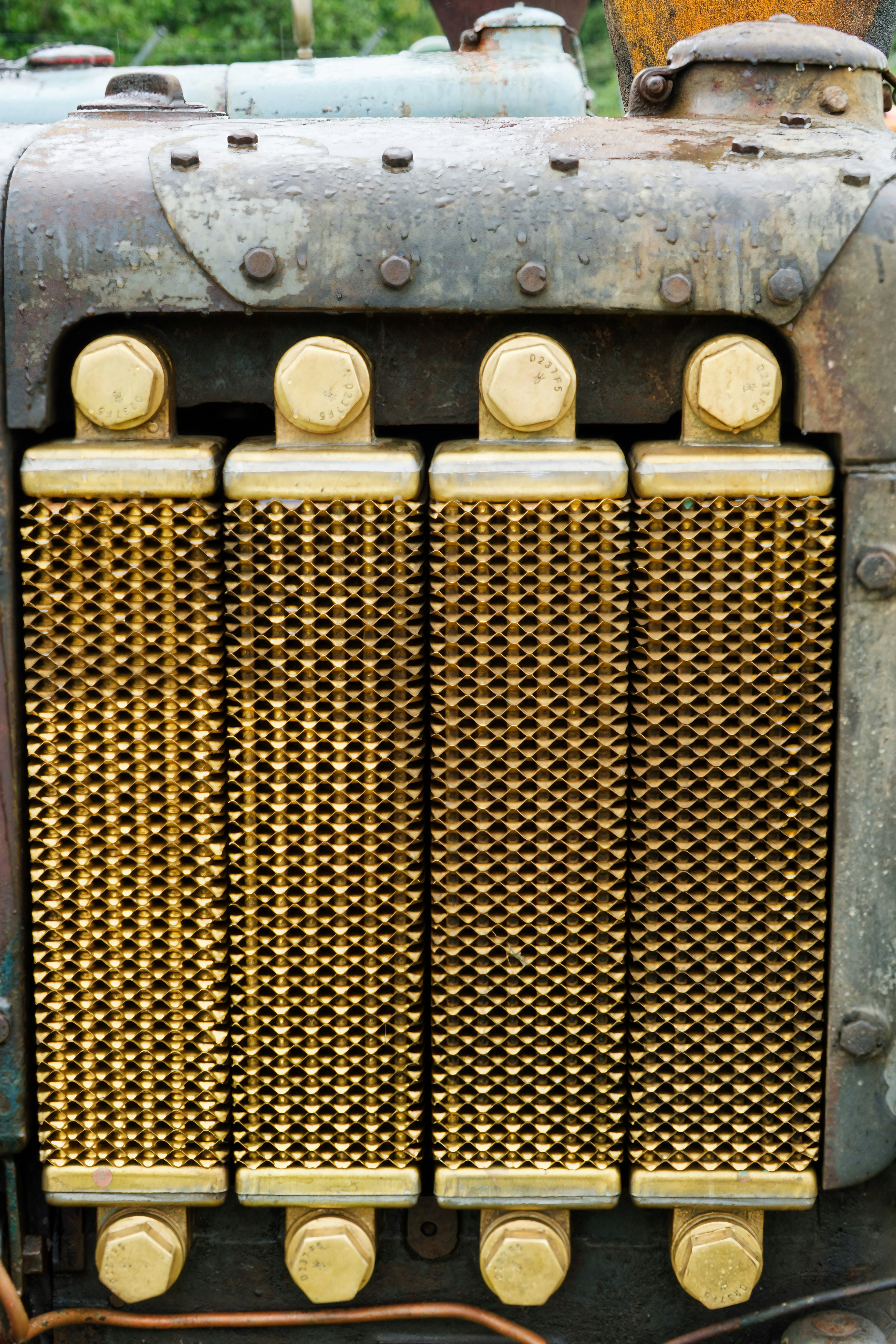 A close up of the front of an old truck