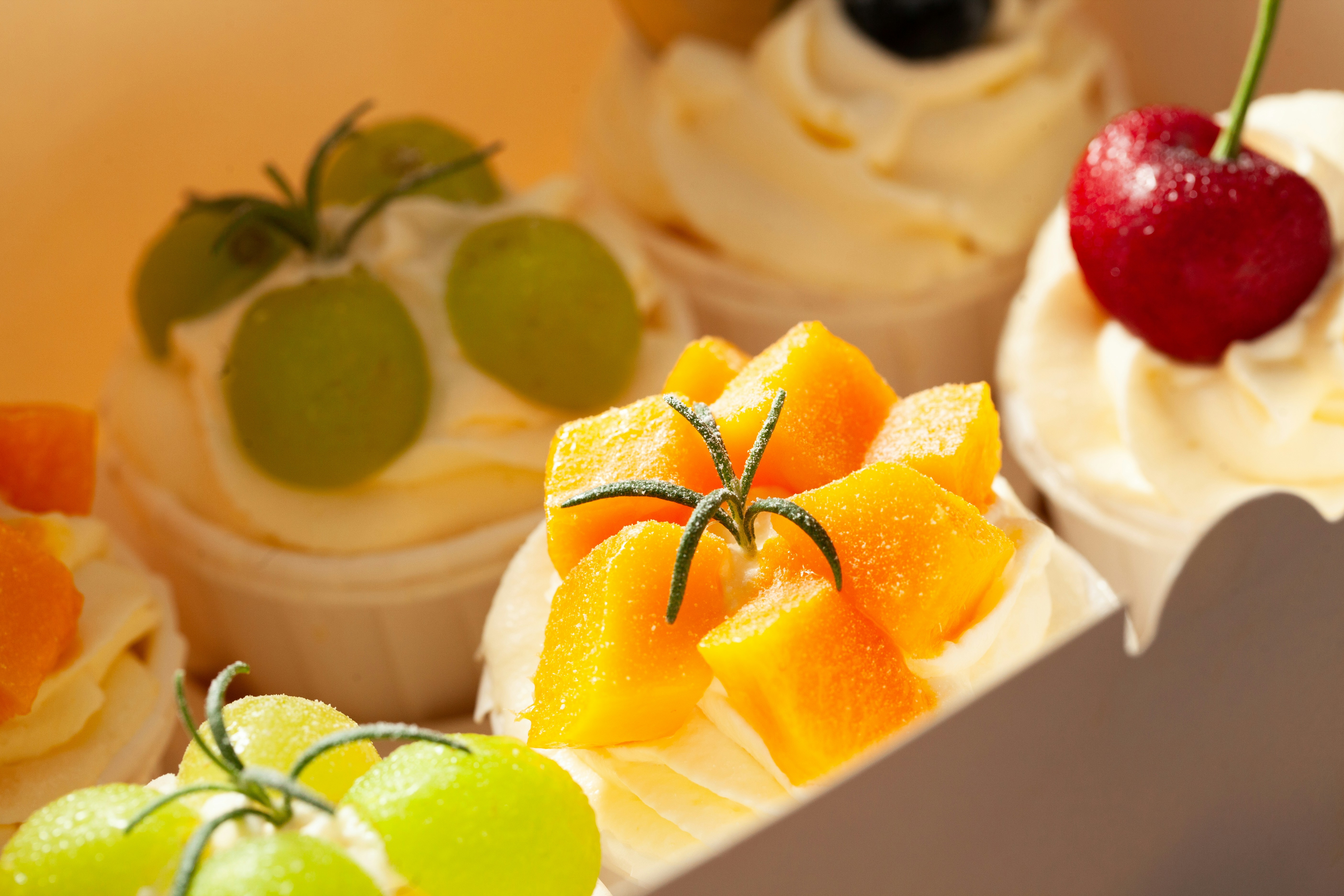 8 Fine Dining Recipes for Fruit-Based Desserts