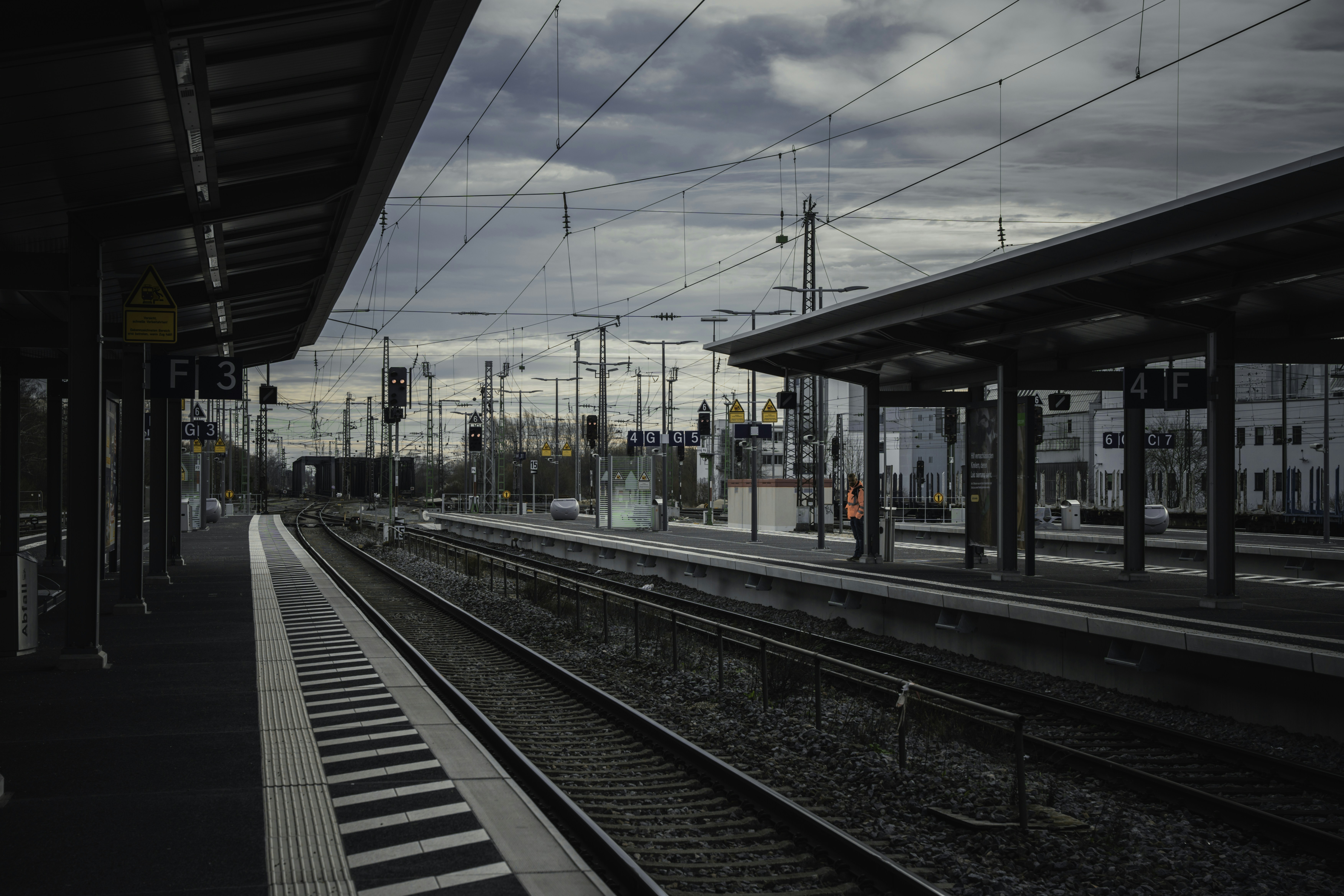 Photo by winstontjia