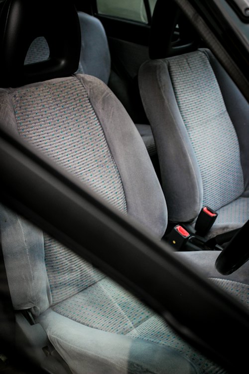 Sièges auto en tissu