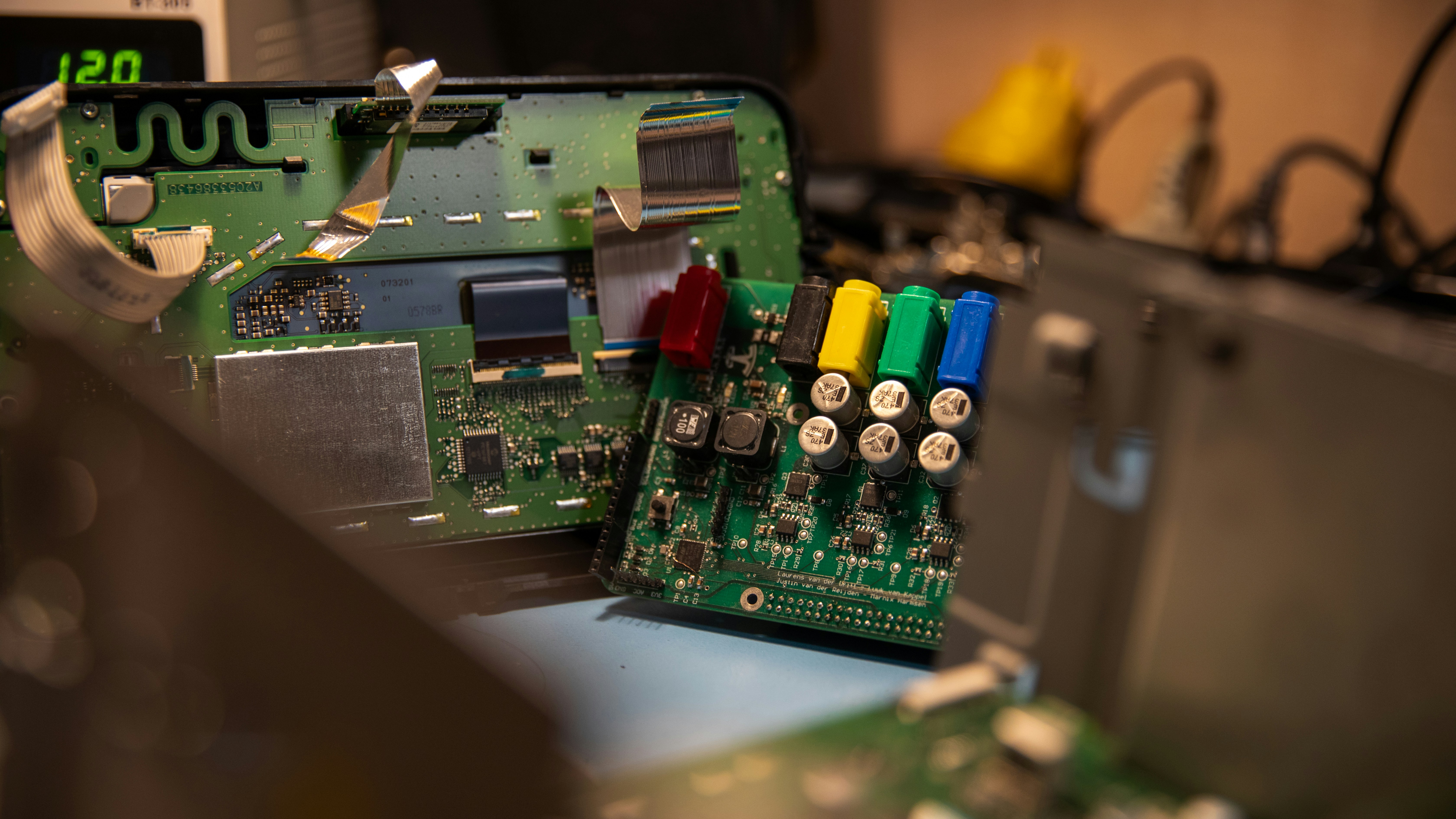 A couple of electronic components sitting on top of a table
