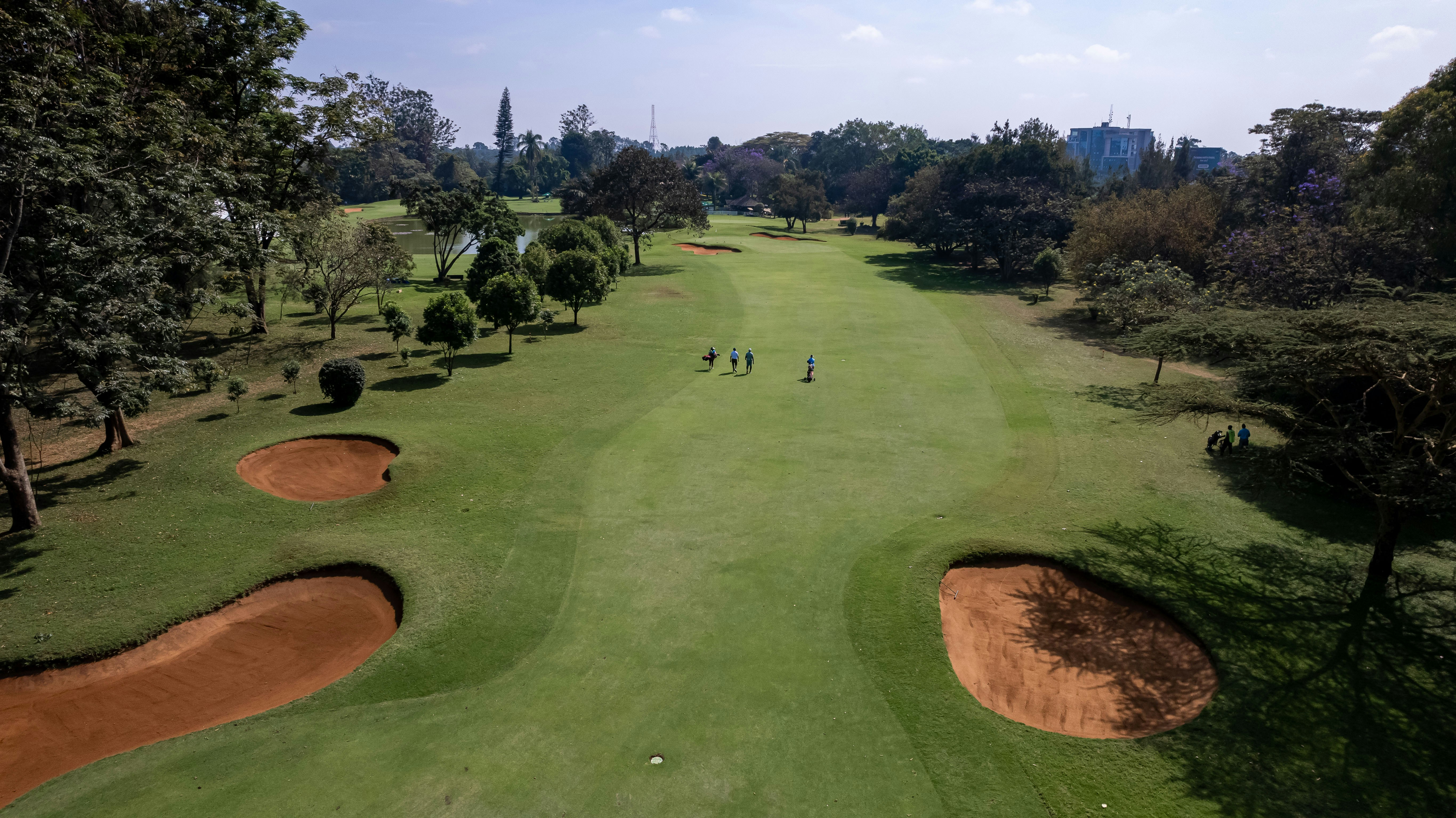 A view of a golf course from a bird's eye view