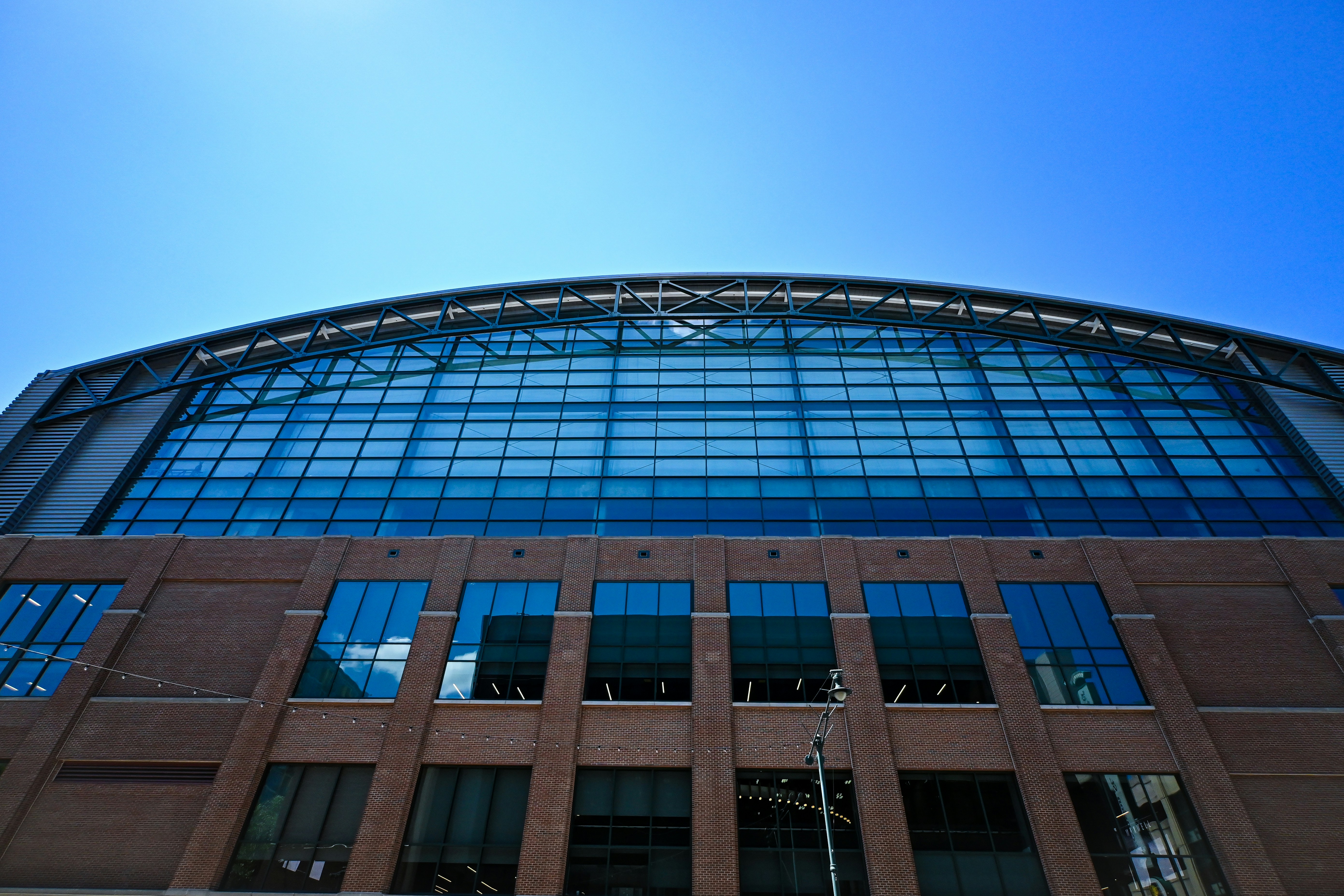 Irvine启动新室内综合体育馆项目地基动工，建筑面积约110,000平方英尺