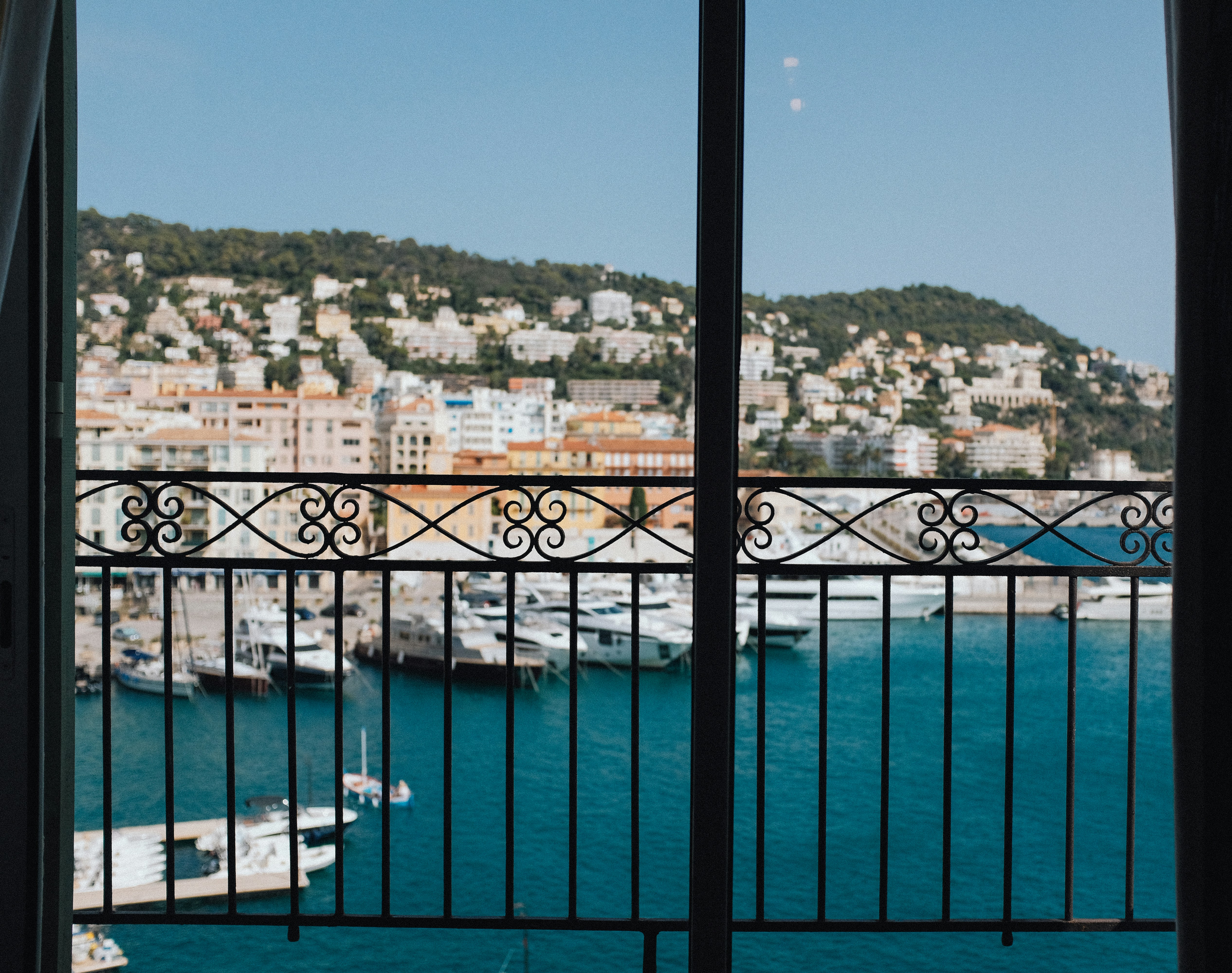 Photo by huyphan2602