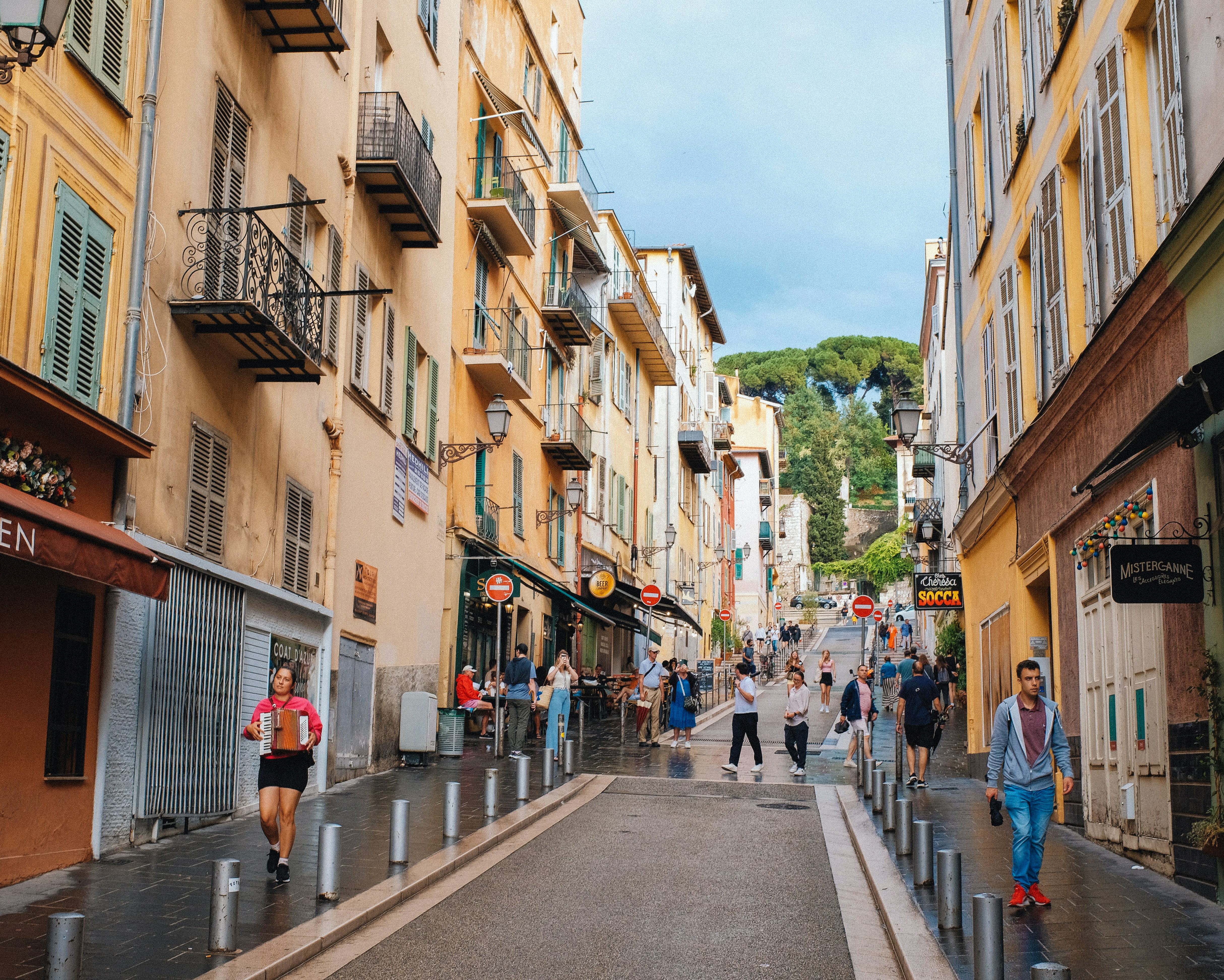 Photo by huyphan2602